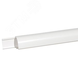 DLPlus Плинтус 140x35 белый