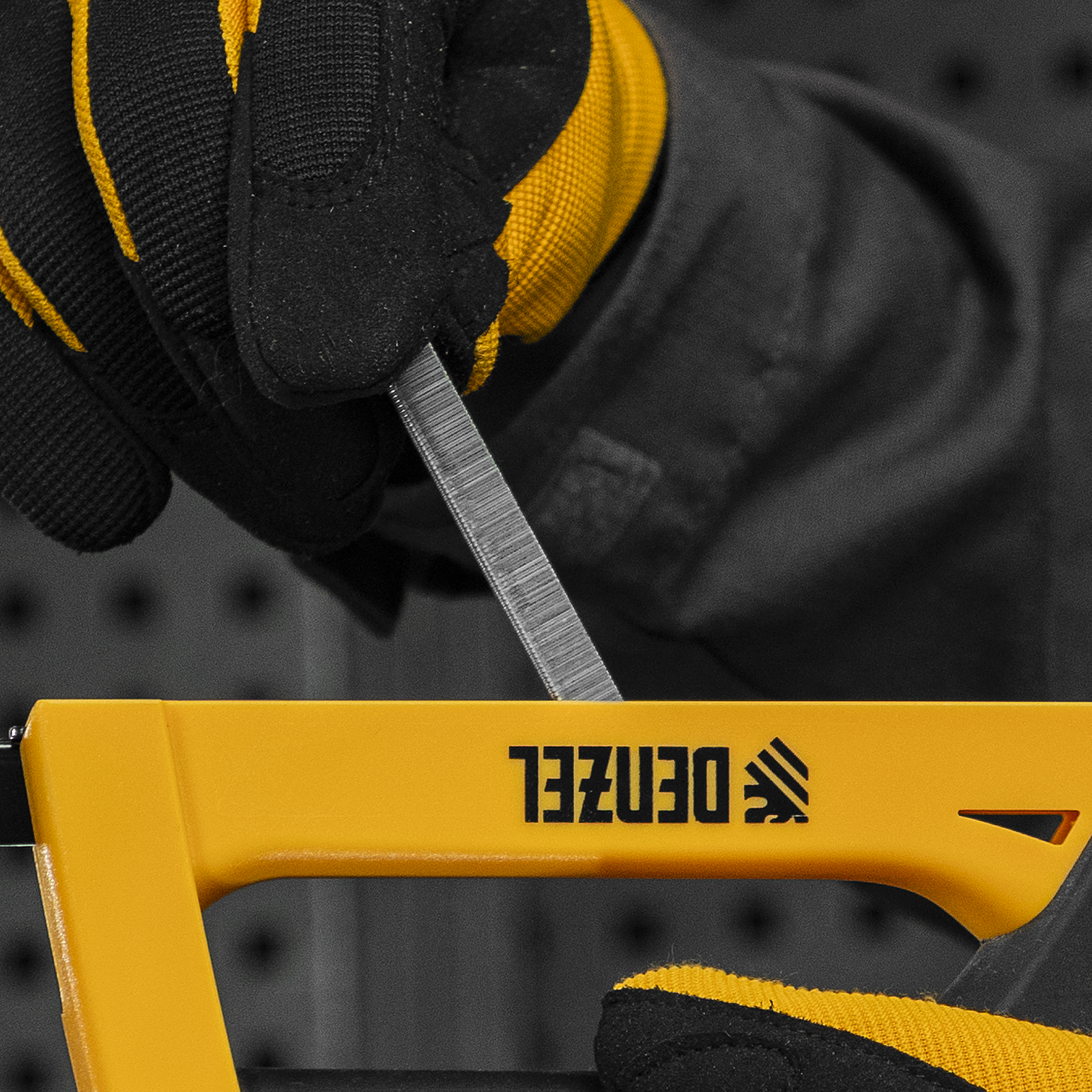 Скобы, 10 мм, для мебельного степлера, тип 53, 2000 шт. Denzel