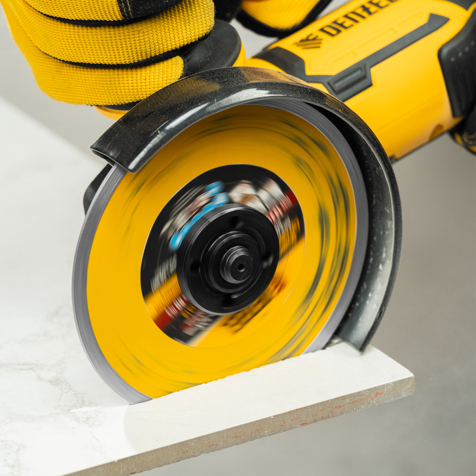 Диск алмазный, отрезной сплошной, 125 х 22.2 мм, мокрая резка Denzel