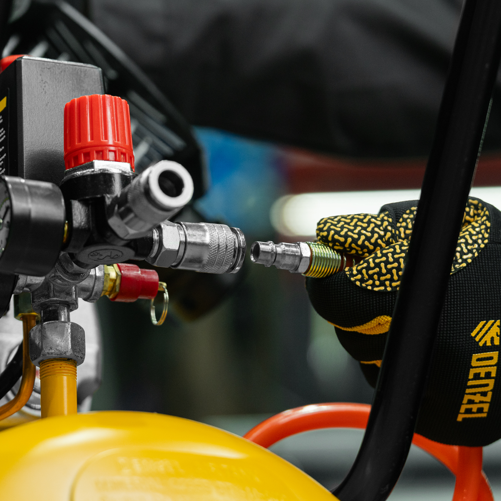 Компрессор воздушный DKV2200/50, Х-PRO 2.2 кВт, 400 л/мин, 50 л Denzel