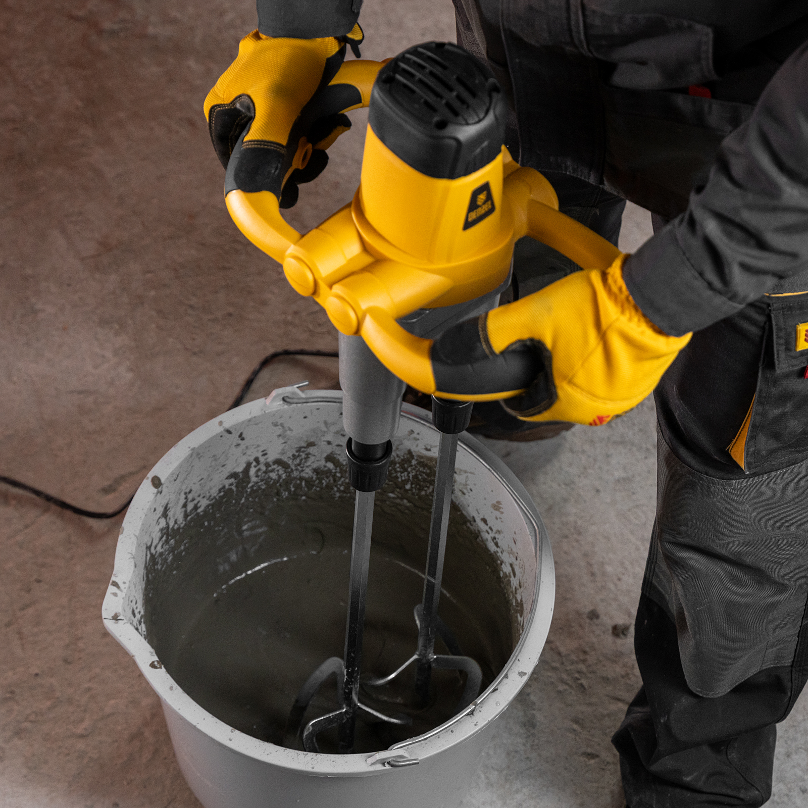 Миксер строительный EM-2-1600, 1600 Вт, 200-480/250-680 об/мин Denzel