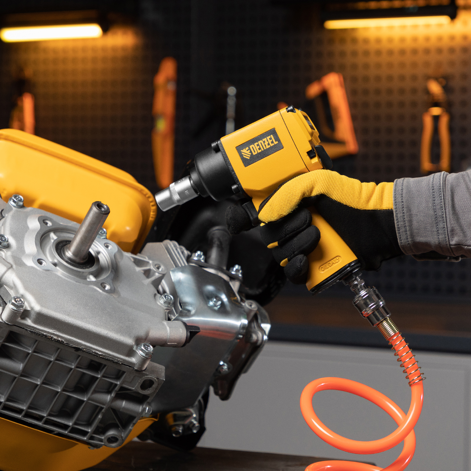 Ударный пневмогайковерт IWS550 Compact, 1/2", 8500 об/мин, 710 Нм Denzel