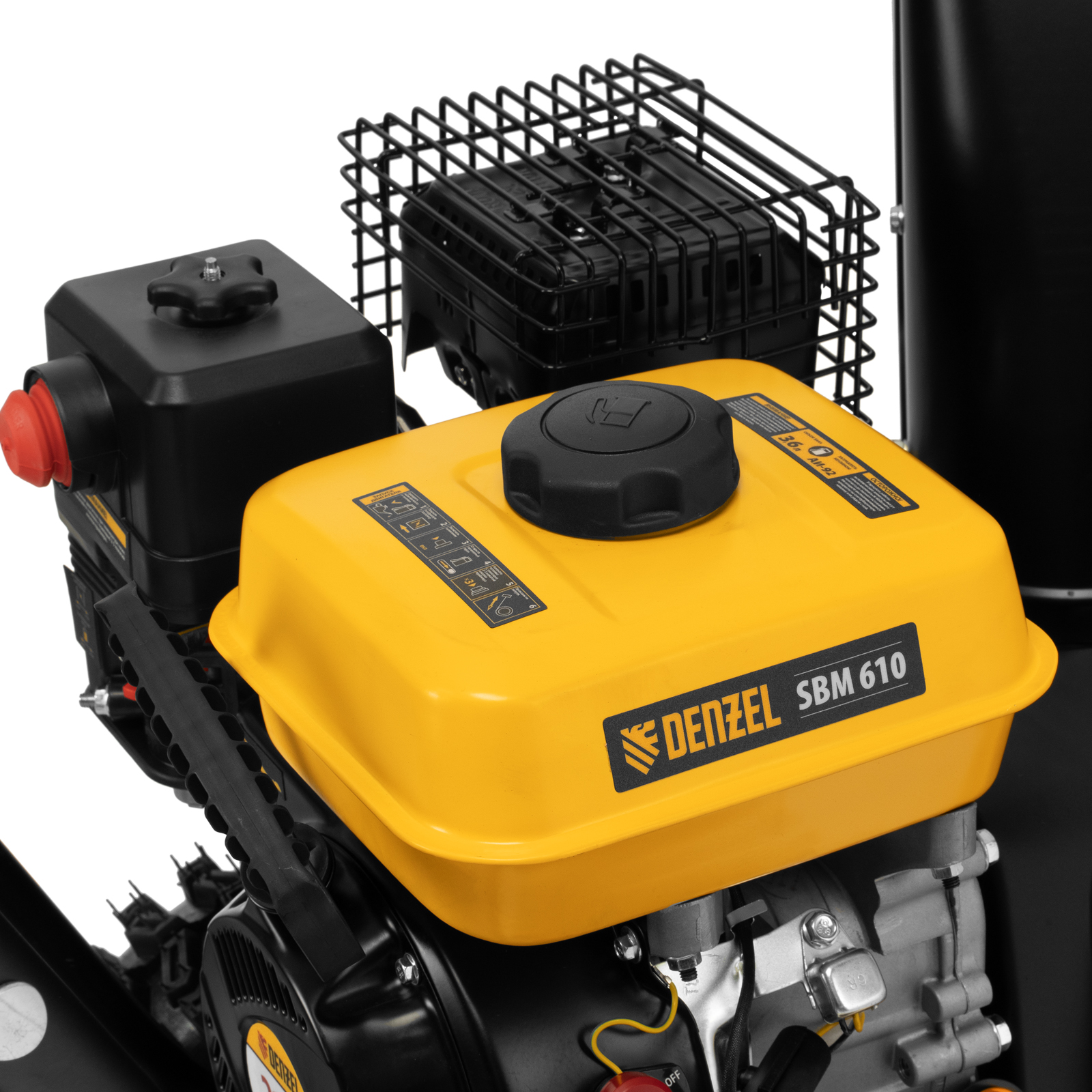 Бензиновая снегоуборочная машина SBM 610, 212 cc, ручной старт, фара Denzel