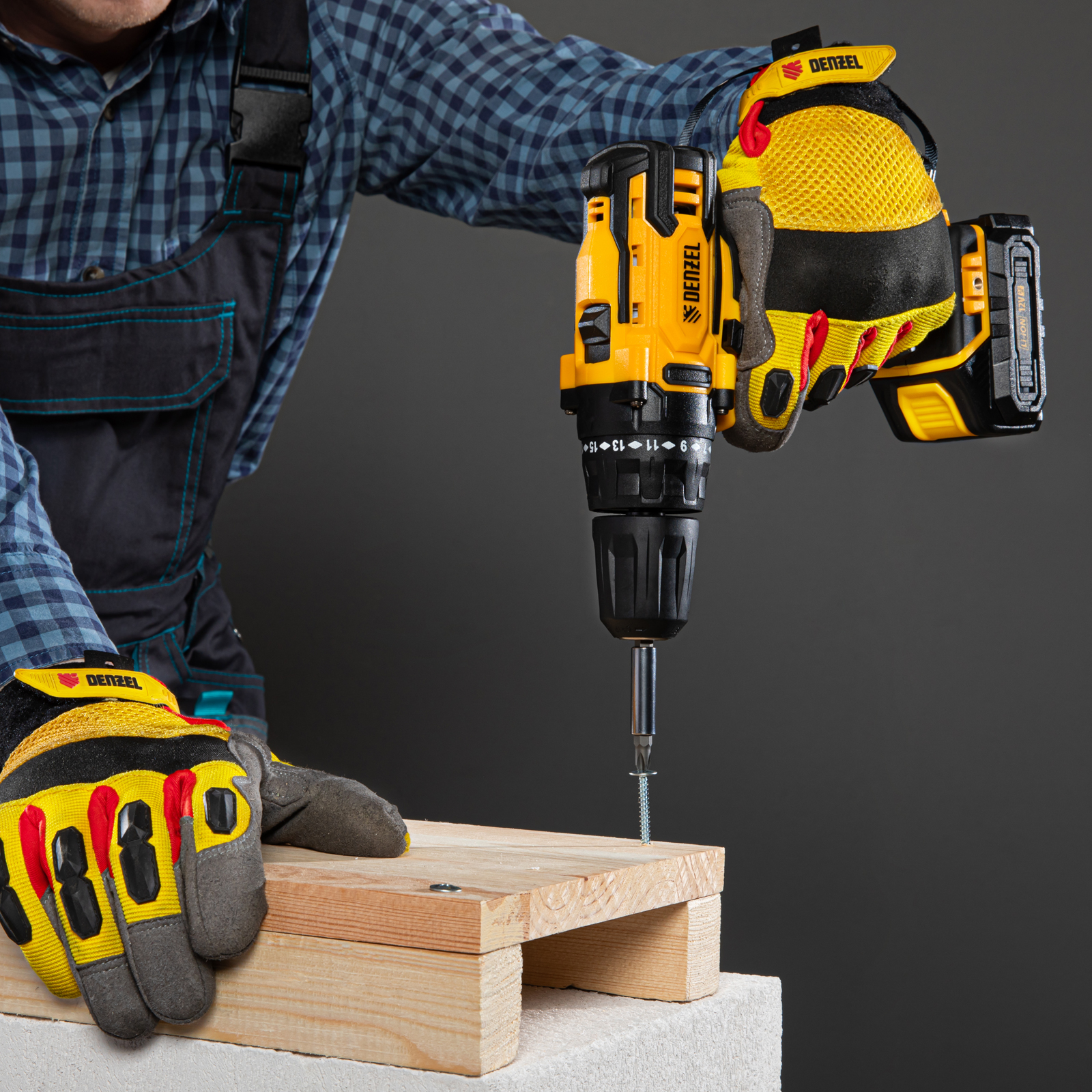 Дрель-шуруповерт аккумуляторная CDL-12-01CB, Li-Ion, 12 В, 1 акк. Denzel