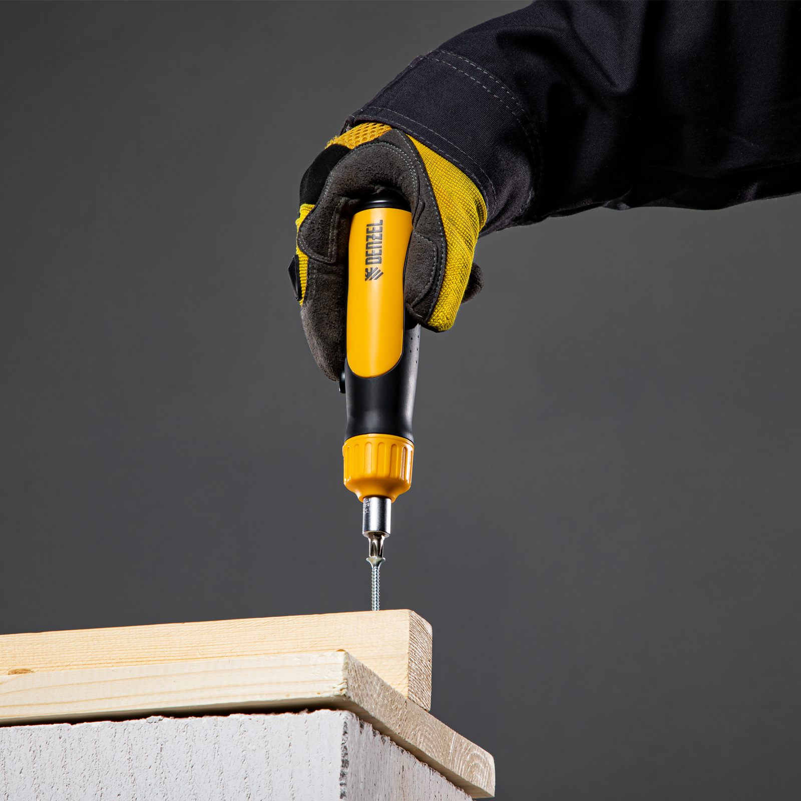 Отвертка реверсивная, механизм SmartPush 12 шт, S2 Denzel