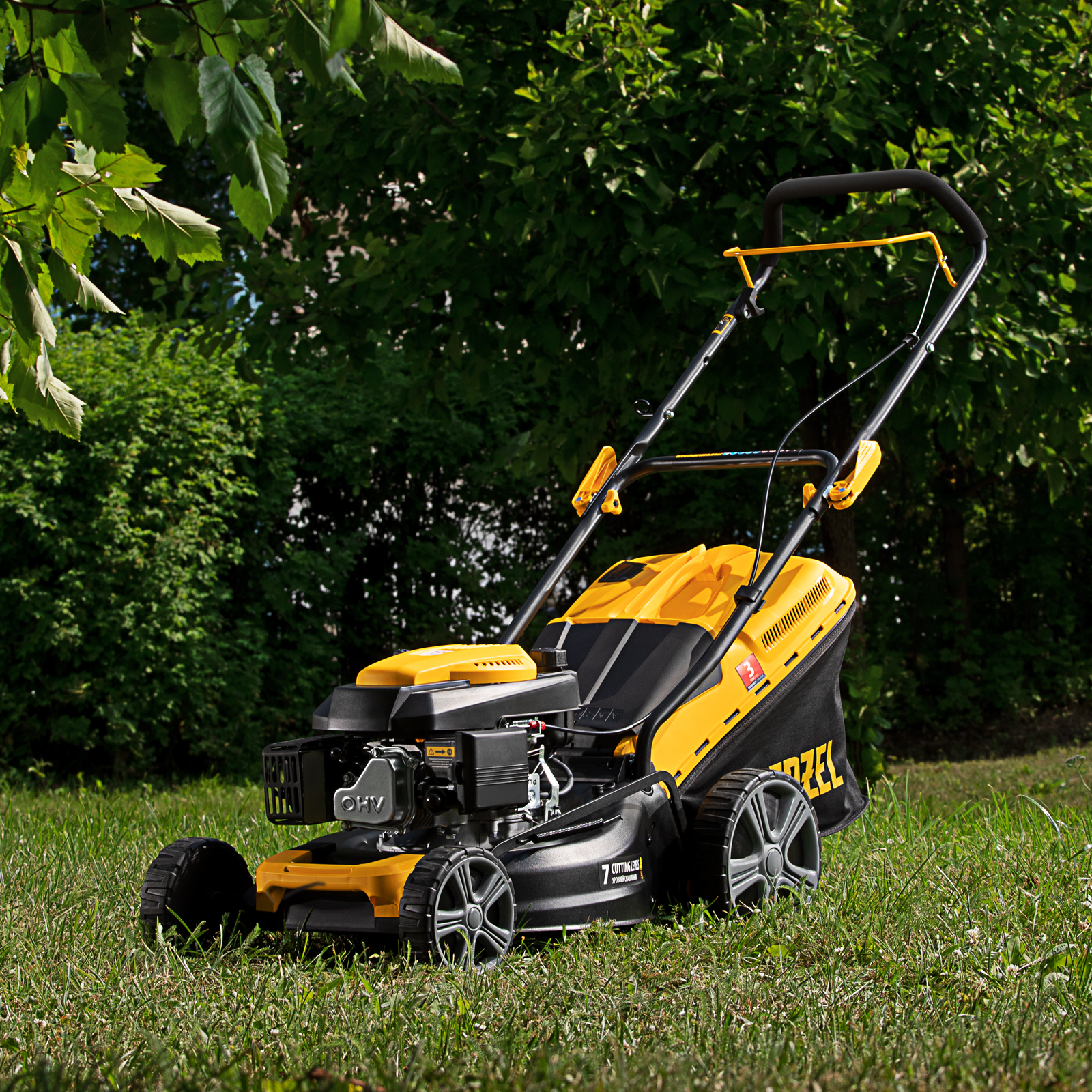 Газонокосилка бензиновая GLD-460, 146 куб.см, ширина 46 см, ручная, 7 уровней, травосборник 50 л Denzel