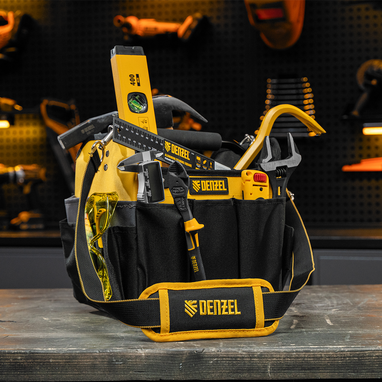 Переноска для инструмента, 260х240х300 мм, 22 кармана, наплечный ремень Denzel