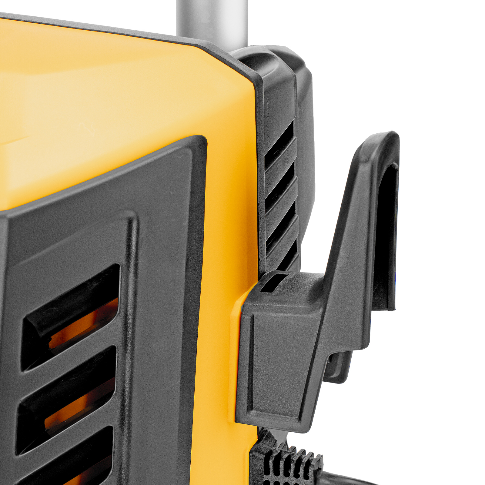 Моечная машина высокого давления R-180, 2200 Вт, 180 бар, 380 л/ч, колесная Denzel