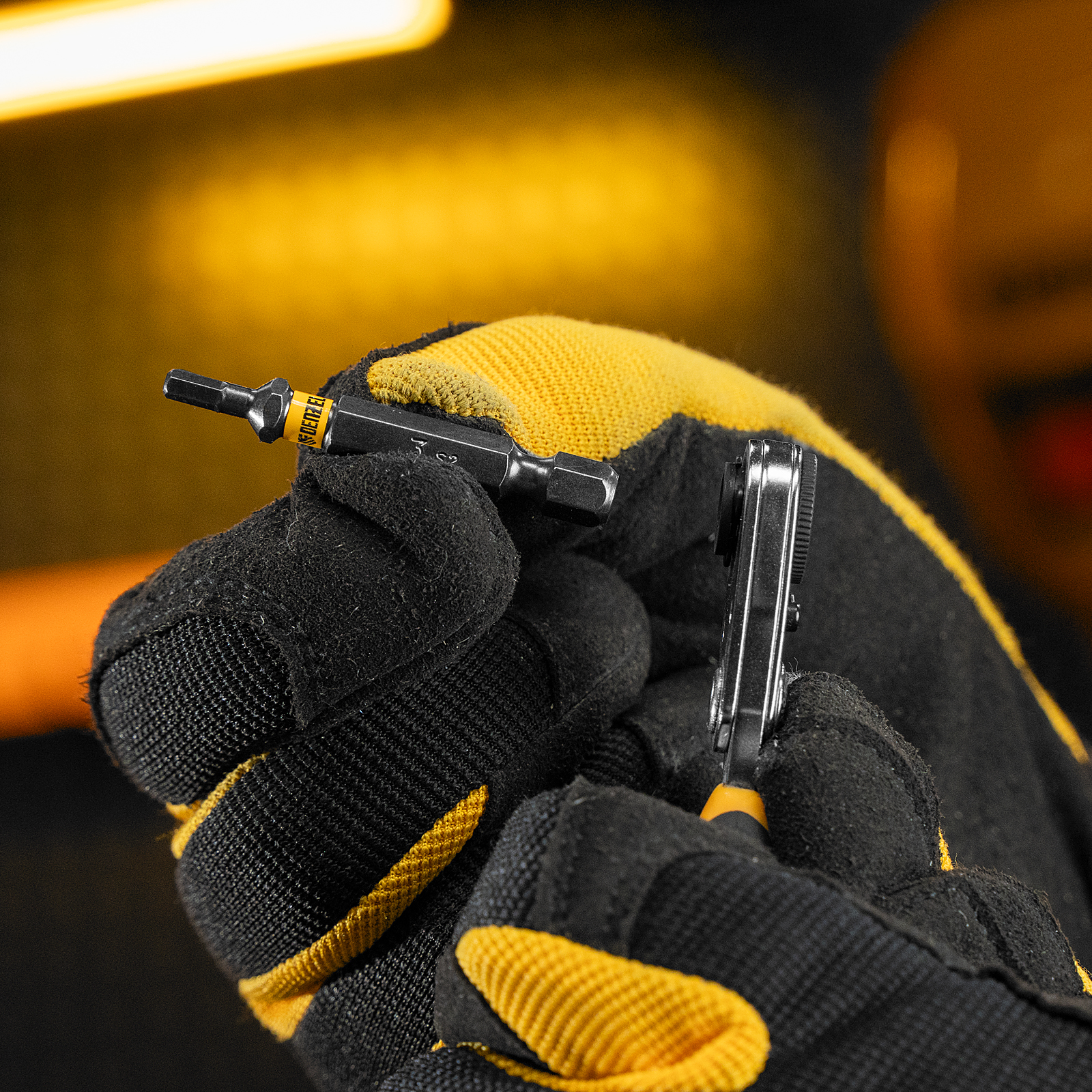 Ключ-трещотка для бит 1/4", 52 зуба, CrMo, адаптер для торцевых головок Denzel