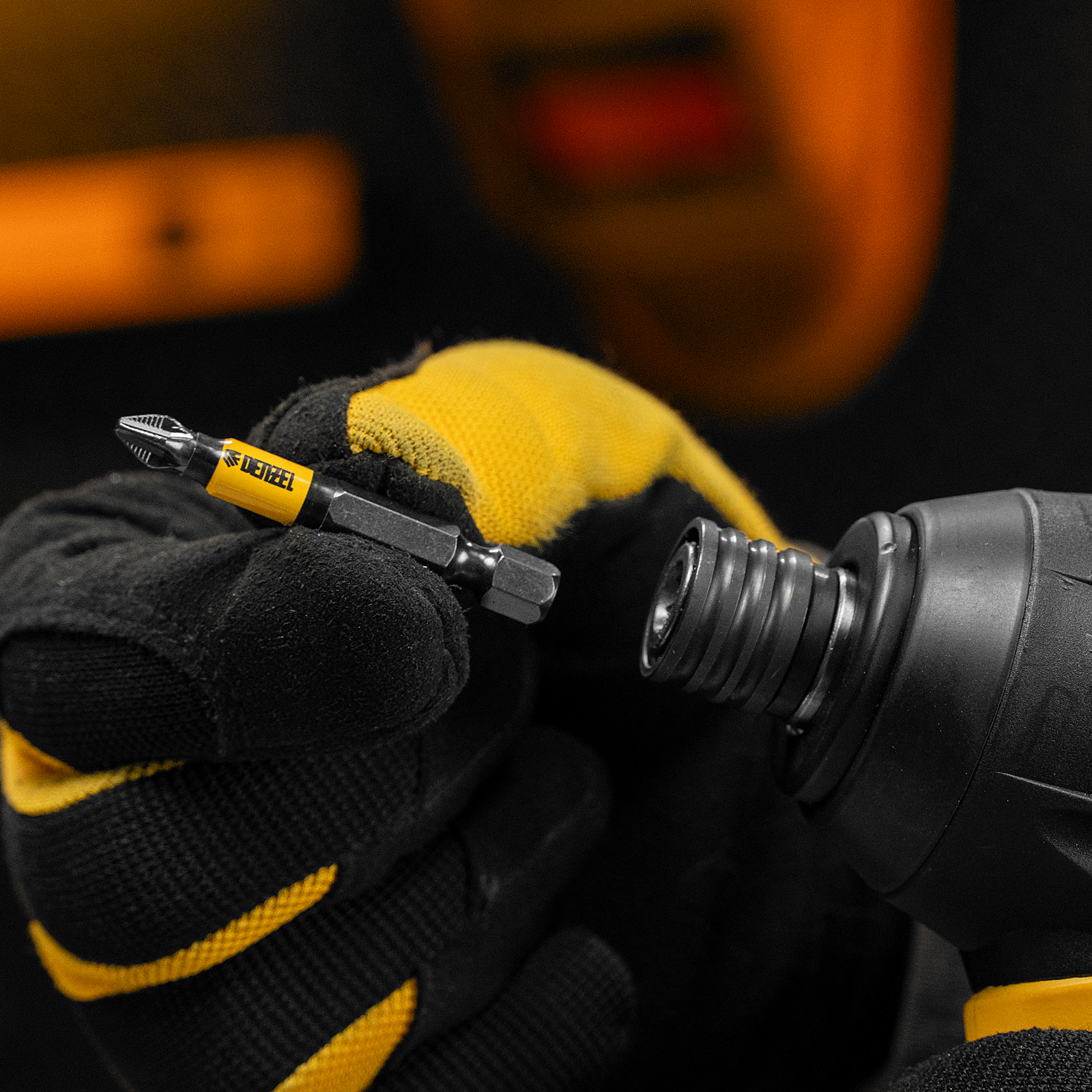 Бита PH2х50, сталь легированная S2, 10 шт., круглый профиль, отрывная упаковка, Е 6,3 Denzel