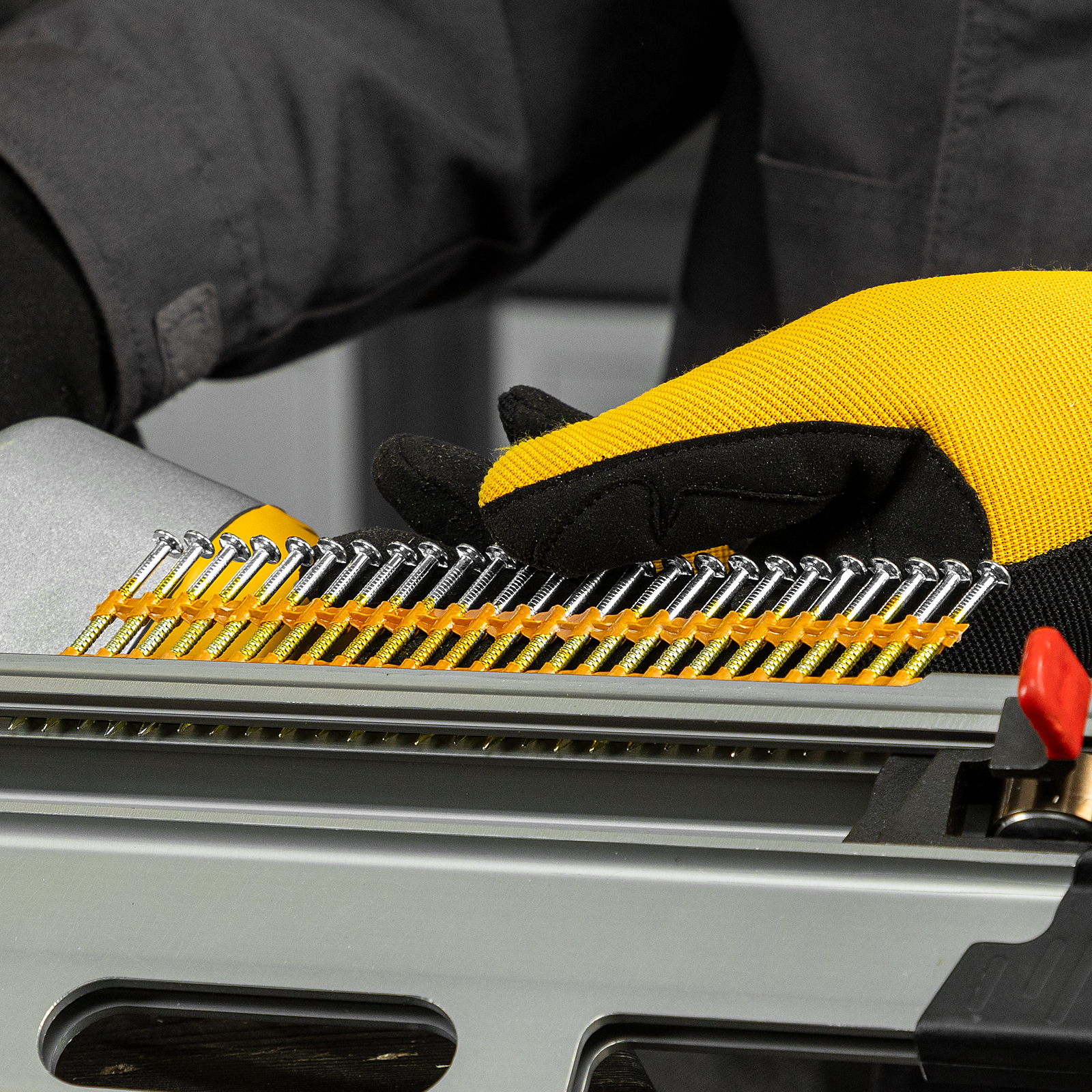 Гвозди для пнев. нейлера (оцинк.) длина - 50 мм, диам. - 2,9 мм, 2000 шт. Denzel