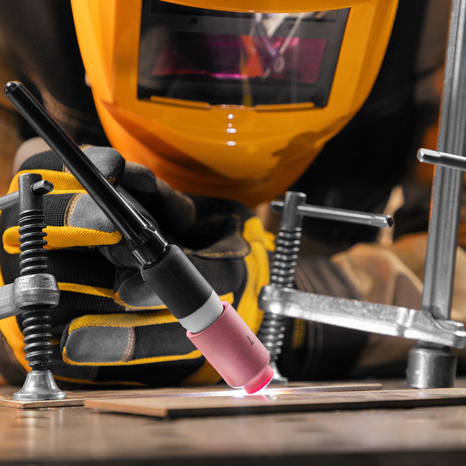 Аппарат инвертор. аргонодуговой сварки ITIG-200 ACDC Mix Pulse, 200 А, ПВ 60% Denzel