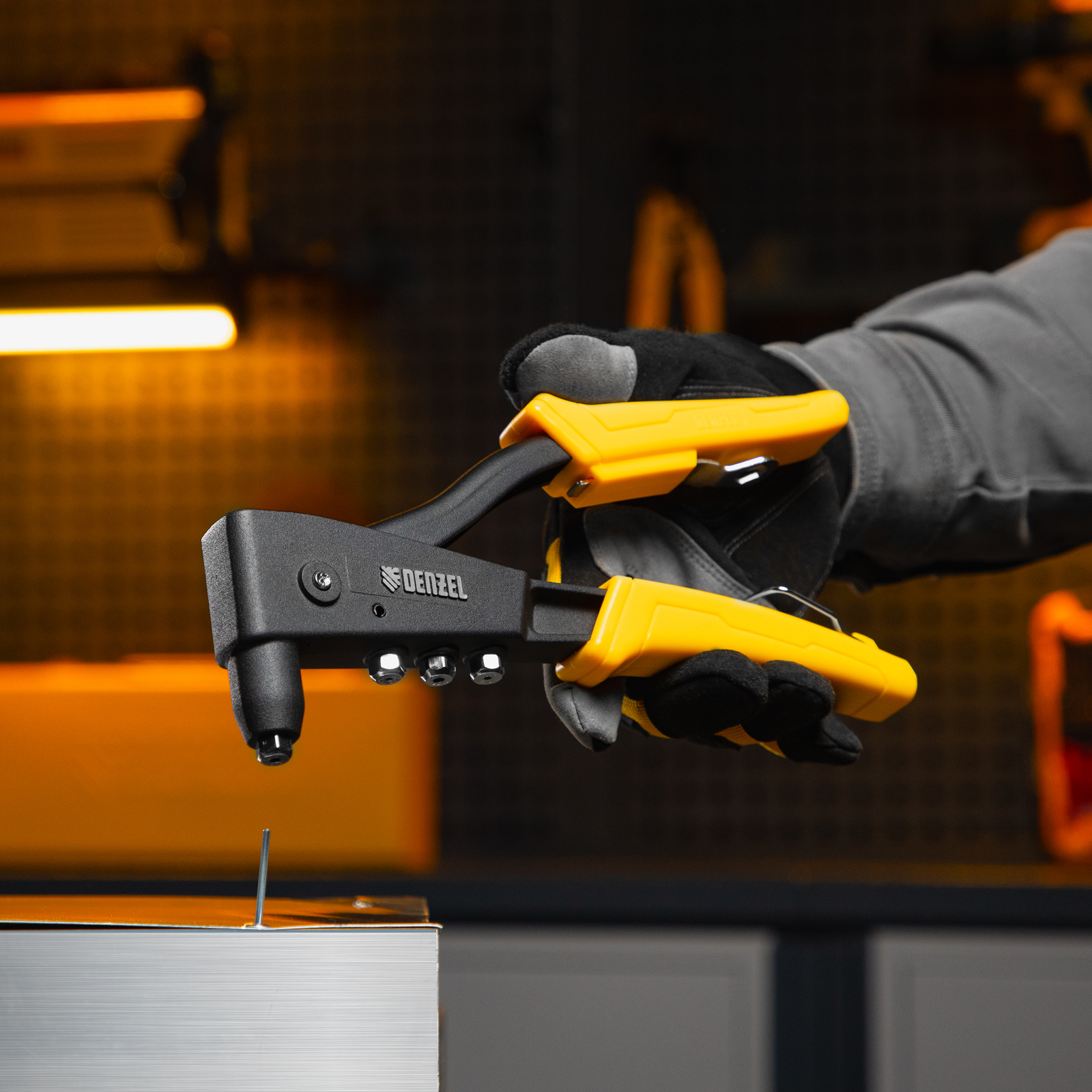 Заклепочник ручной, 255 мм, литой, усиленный, заклепки 2,4-3,2-4,0-4,8 мм Denzel