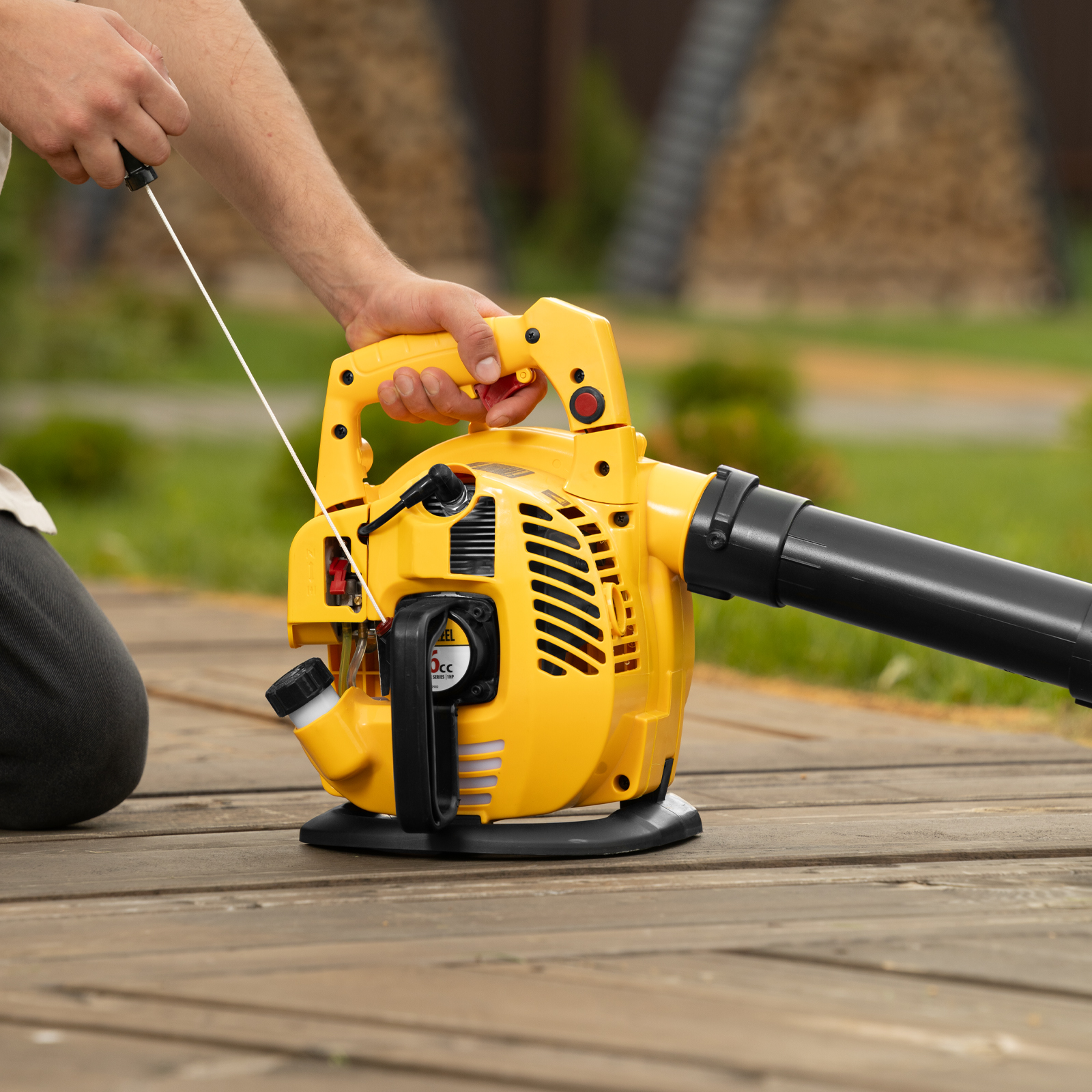 Воздуходувка-пылесос бензиновая GL-260, 26 см3, 1 л.с. Denzel