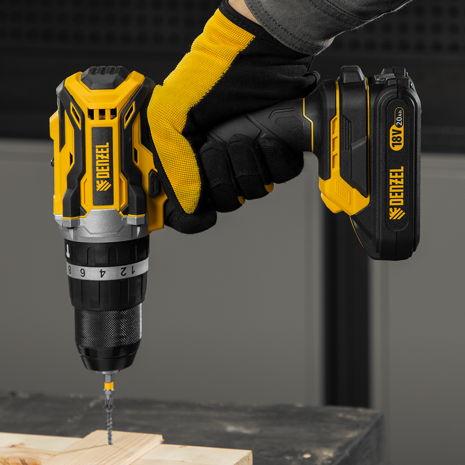 Дрель-шуруповерт аккумуляторная ударная бесщет CIDB-18-02, Li-Ion, 18 В Denzel