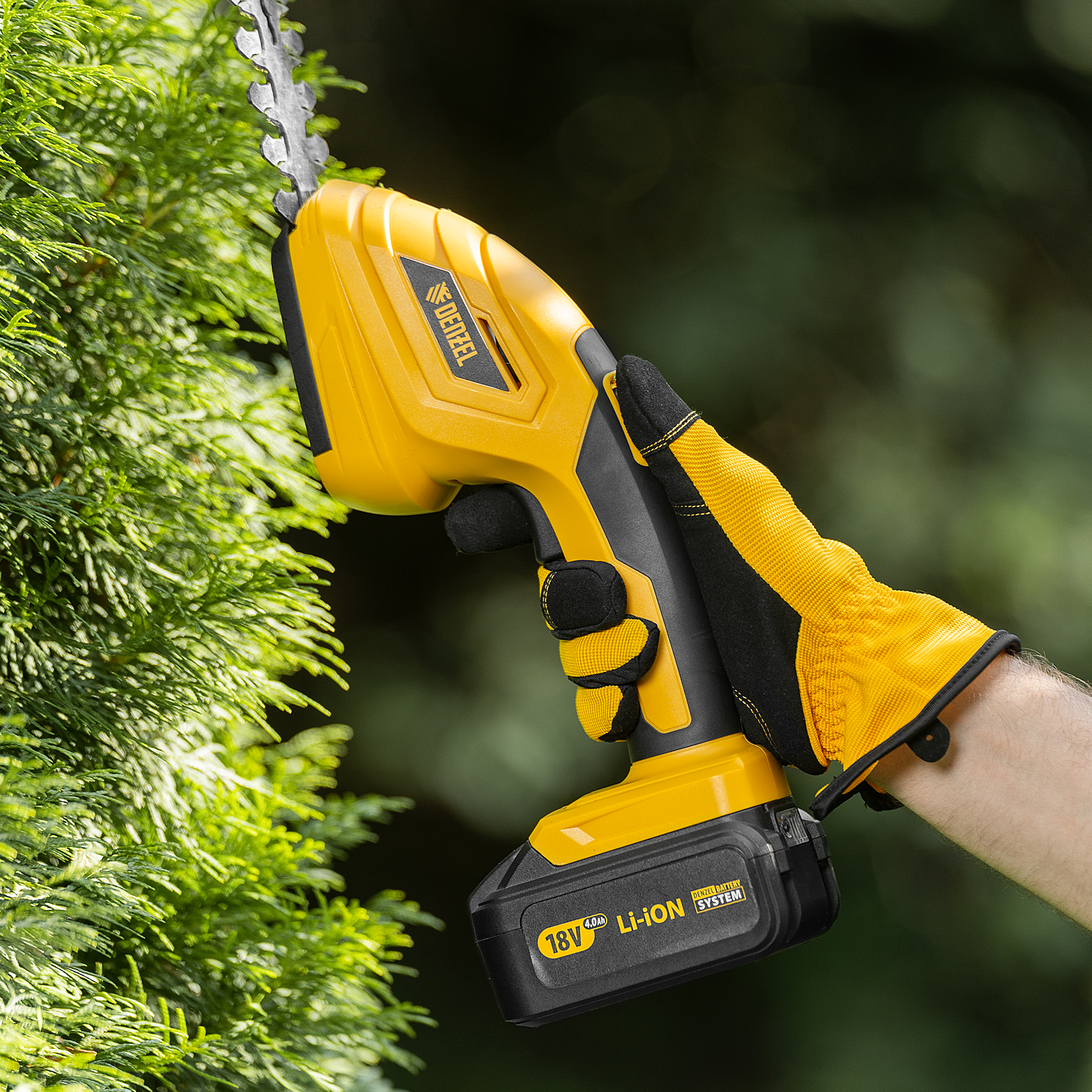 Ножницы-кусторез аккумуляторные  CGS-100-0, БЕЗ АКБ Denzel