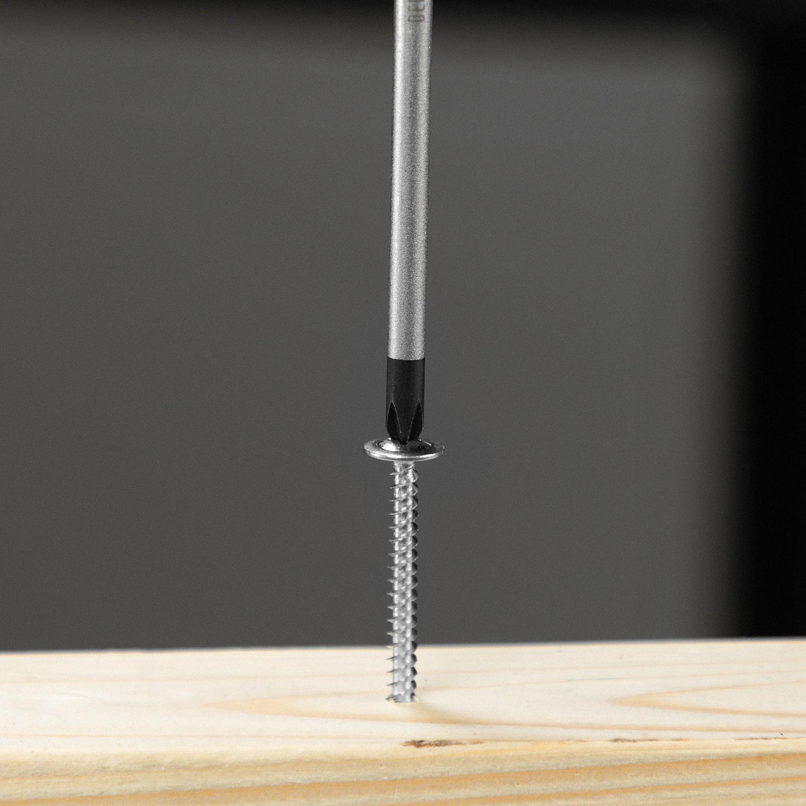 Отвертка, PH1х150 мм, S2, 3к рукоятка Denzel