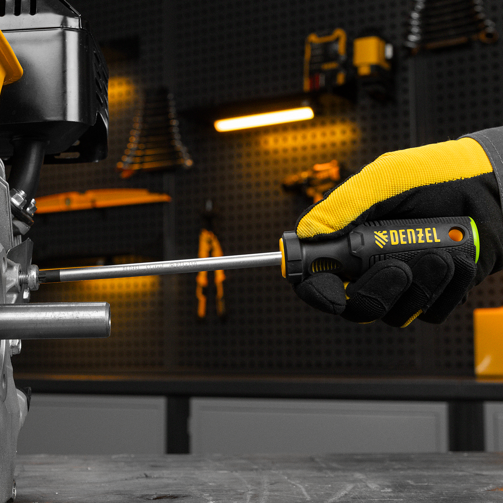 Отвертка, PZ3x150 мм, S2, 3к рукоятка Denzel