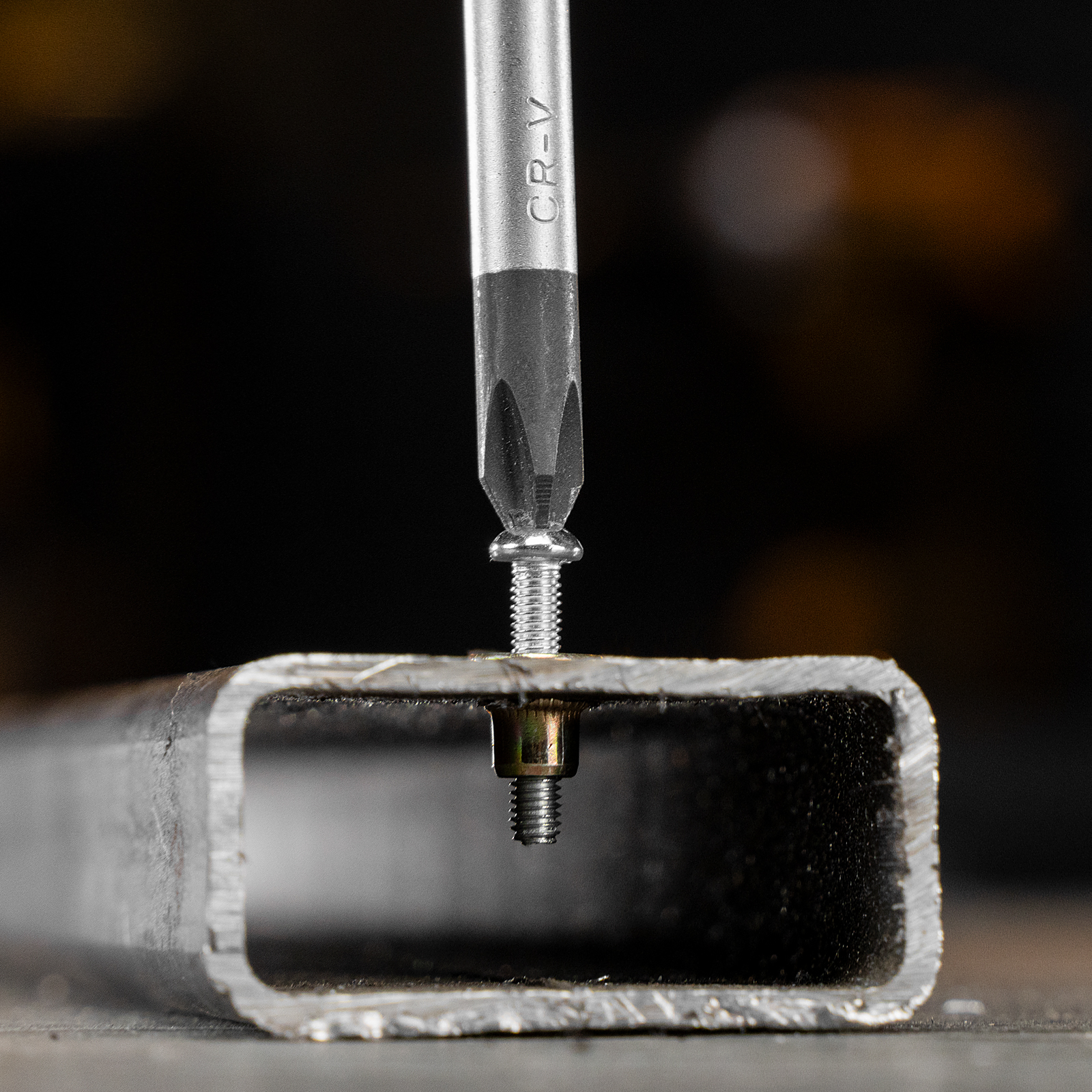 Заклепки резьбовые, стальные, оцинкованные, М3, пластиковый кейс, 200 шт. Denzel