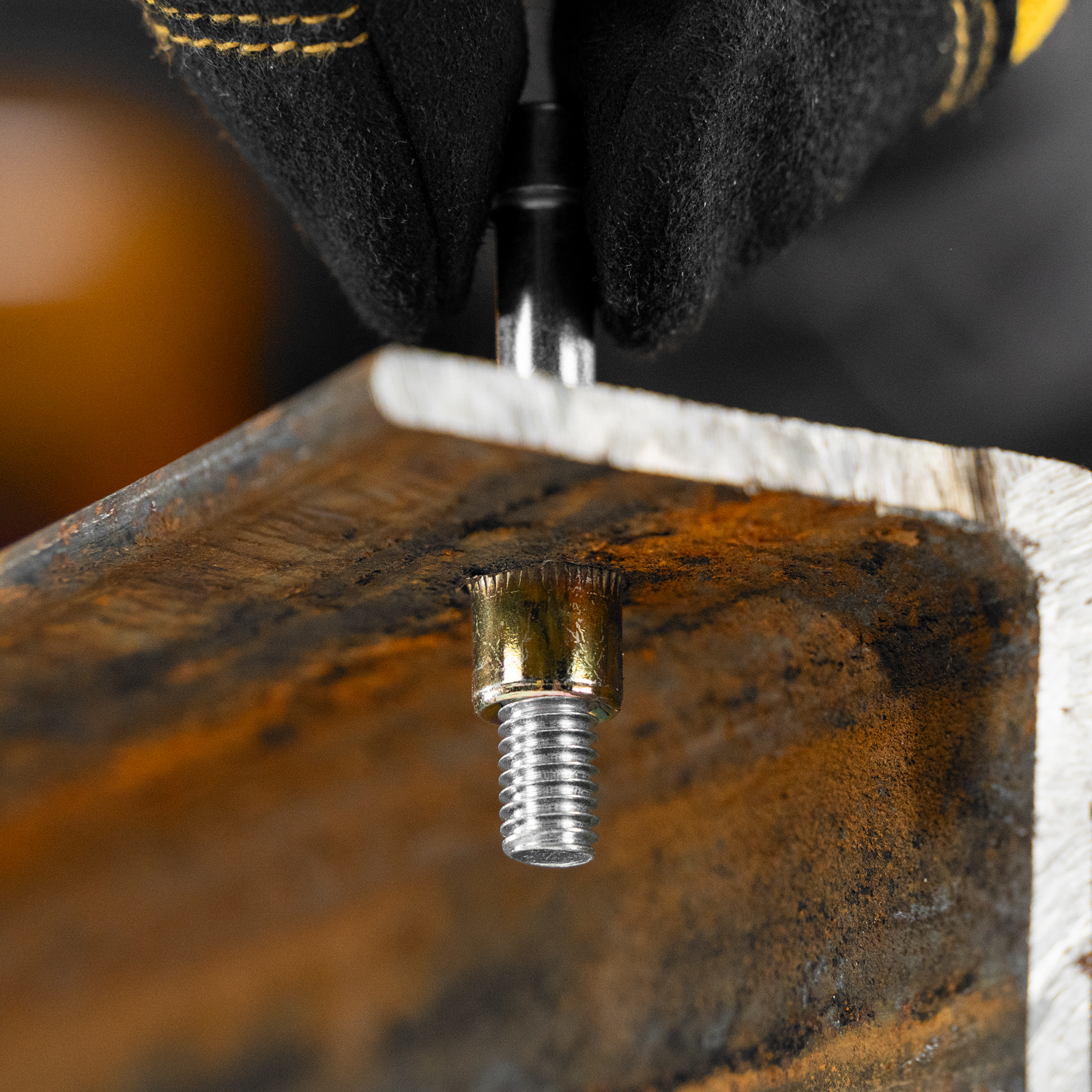 Заклепки резьбовые, стальные, оцинкованные, М6, пластиковый кейс, 70 шт. Denzel