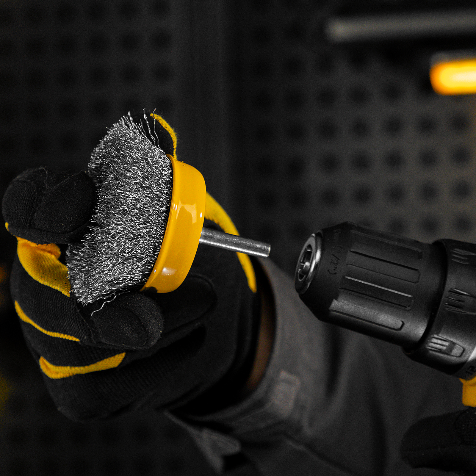 Щетка для дрели, 75 мм, Чашка, со шпилькой, нержавеющая витая проволока Denzel