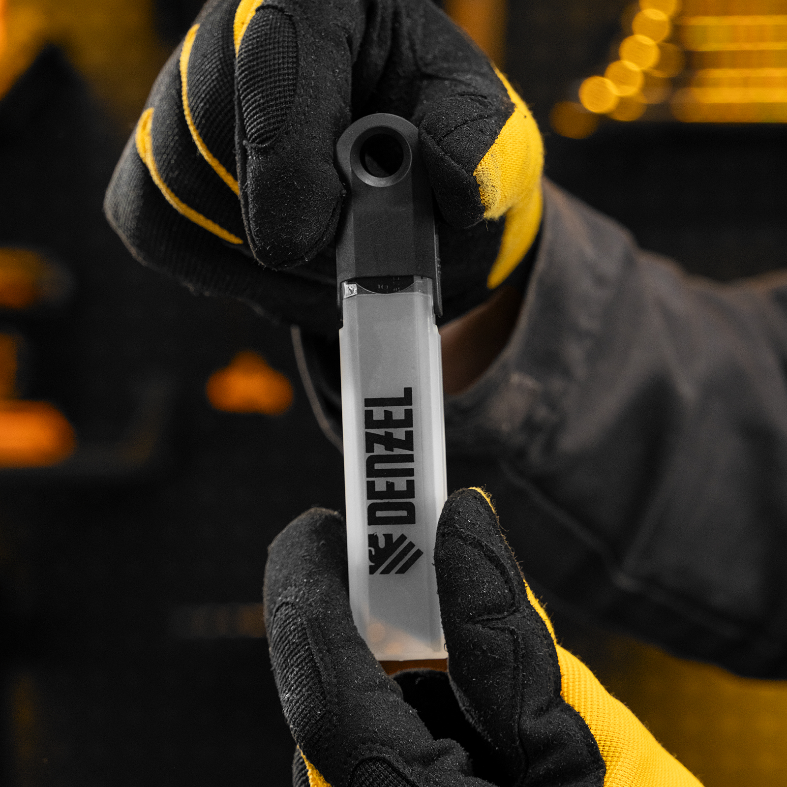 Лезвия, 18 мм, сталь SK4 - 0,5 мм, супер острые, 5 штук Denzel