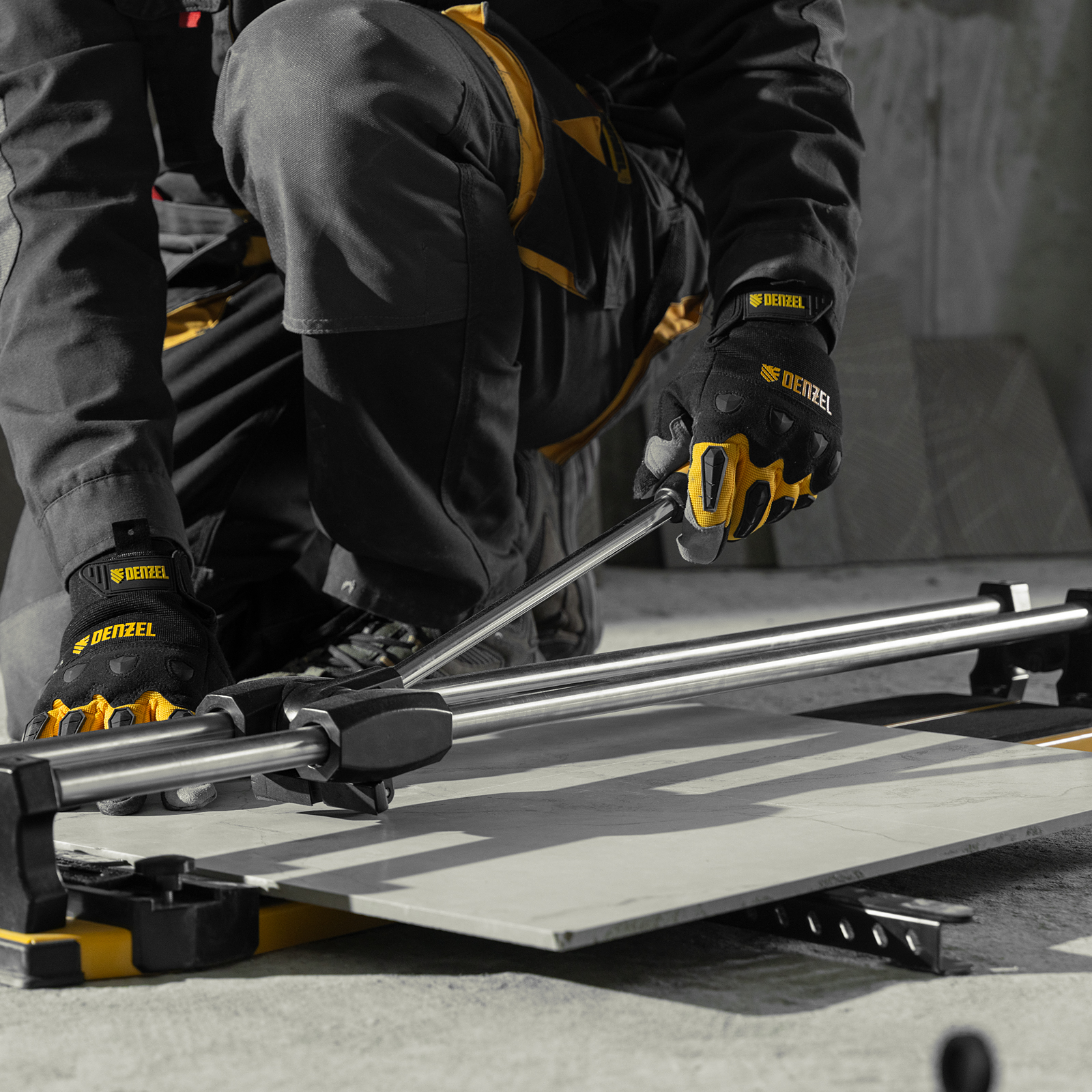 Плиткорез 800х14мм, цельнометал. напр., каретка на подш., стальная станина, рукоятка-пенал Denzel