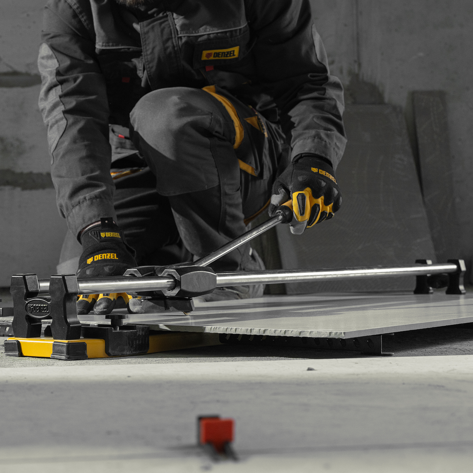 Плиткорез 1000х14мм, цельнометал. напр., каретка на подш., стальная станина, рукоятка-пенал Denzel