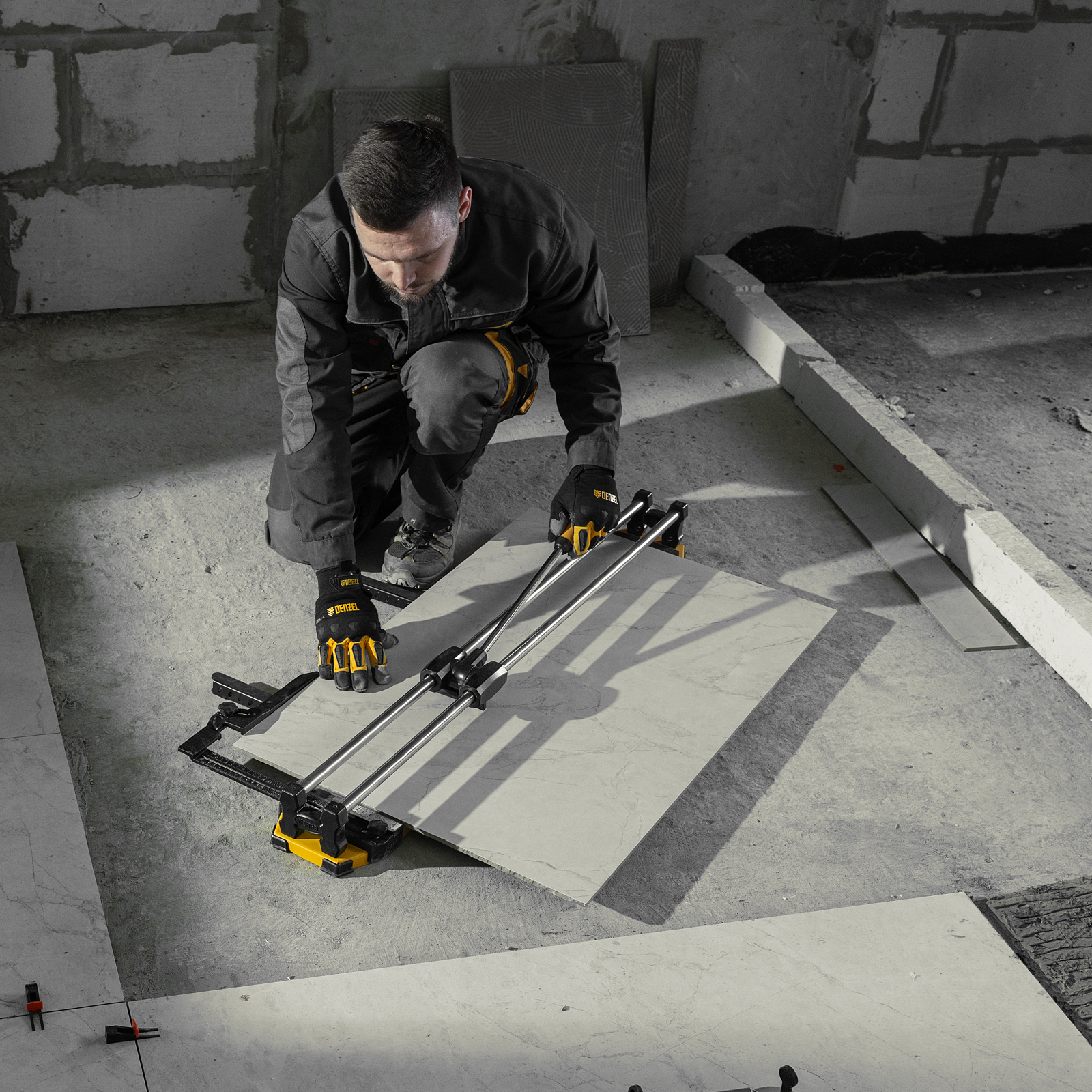 Плиткорез 1000х14мм, цельнометал. напр., каретка на подш., стальная станина, рукоятка-пенал Denzel