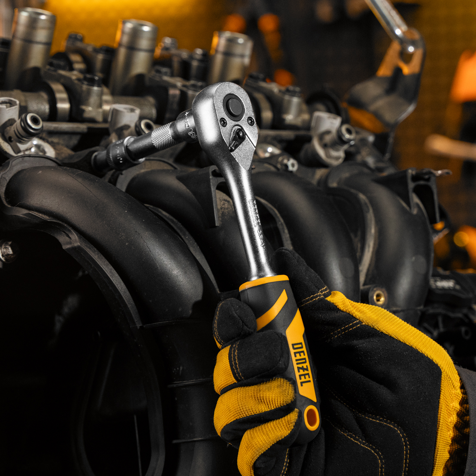 Ключ-трещотка 3/8", 90 зубьев, с быстрым сбросом, CrV Denzel