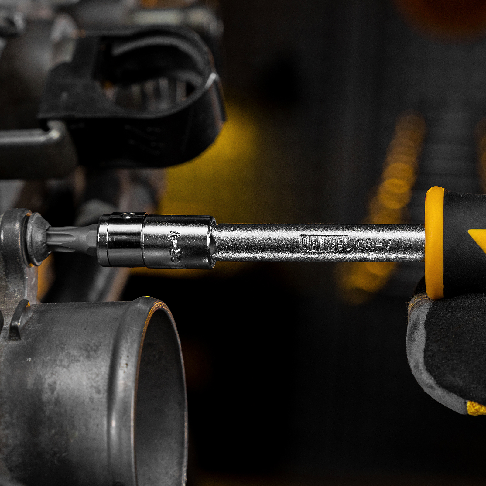 Набор инструментов, 1/2", 1/4", CrV, S2, пластиковый кейс, 64 предмета Denzel