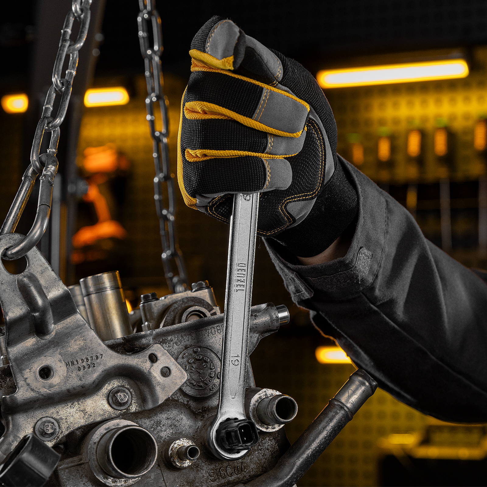 Набор инструментов, 1/2", 1/4", 3/8", CrV, S2, пластиковый кейс, 144 предмета Denzel