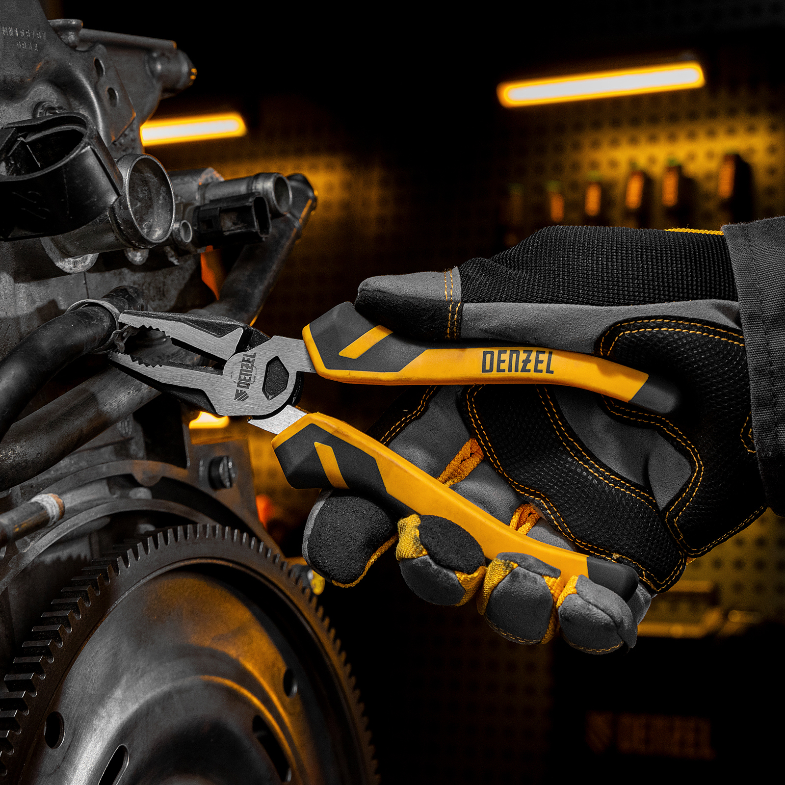 Набор инструментов, 1/2", 1/4", 3/8", CrV, S2, пластиковый кейс, 144 предмета Denzel