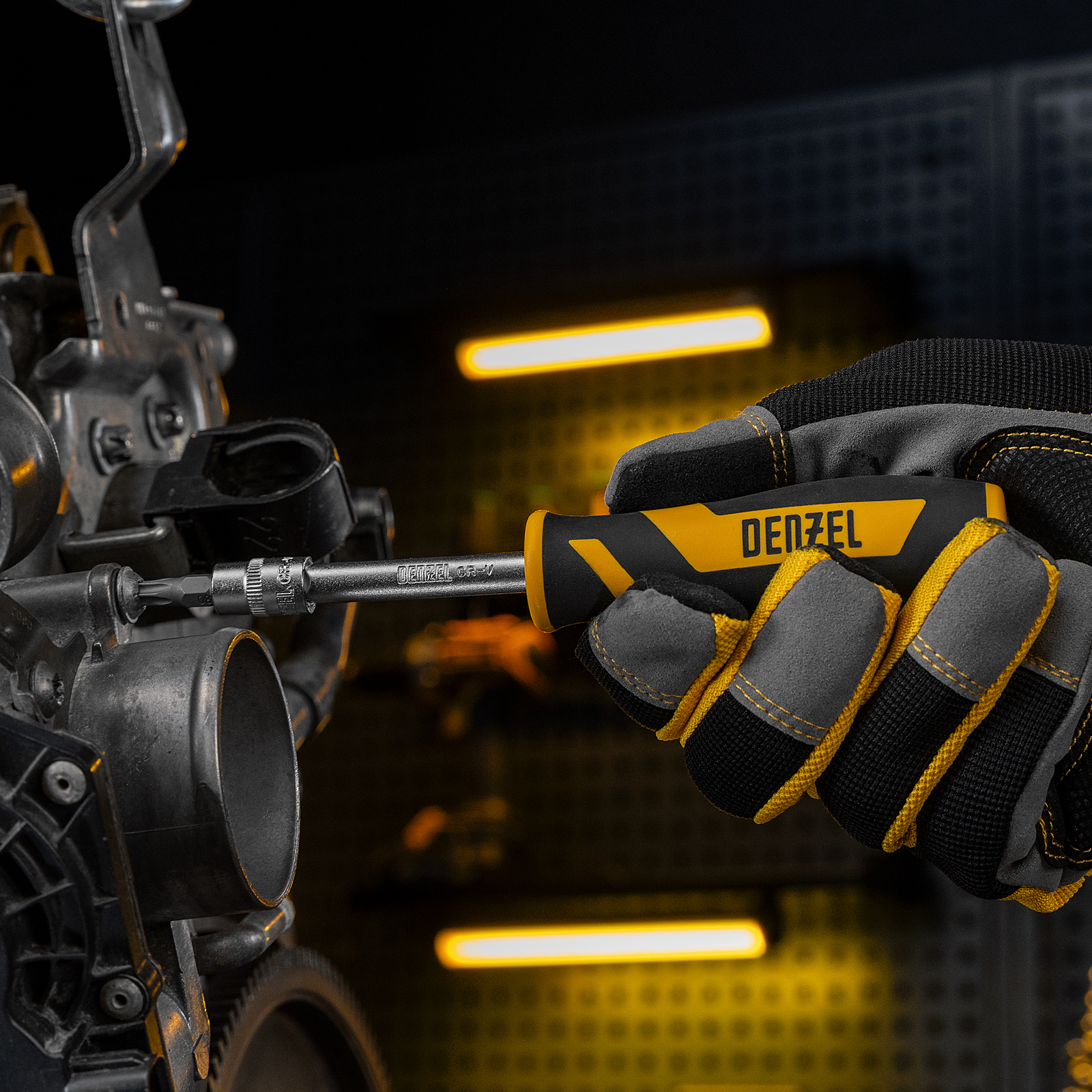 Набор инструментов, 1/2", 1/4", CrV, S2, пластиковый кейс, 194 предмета Denzel