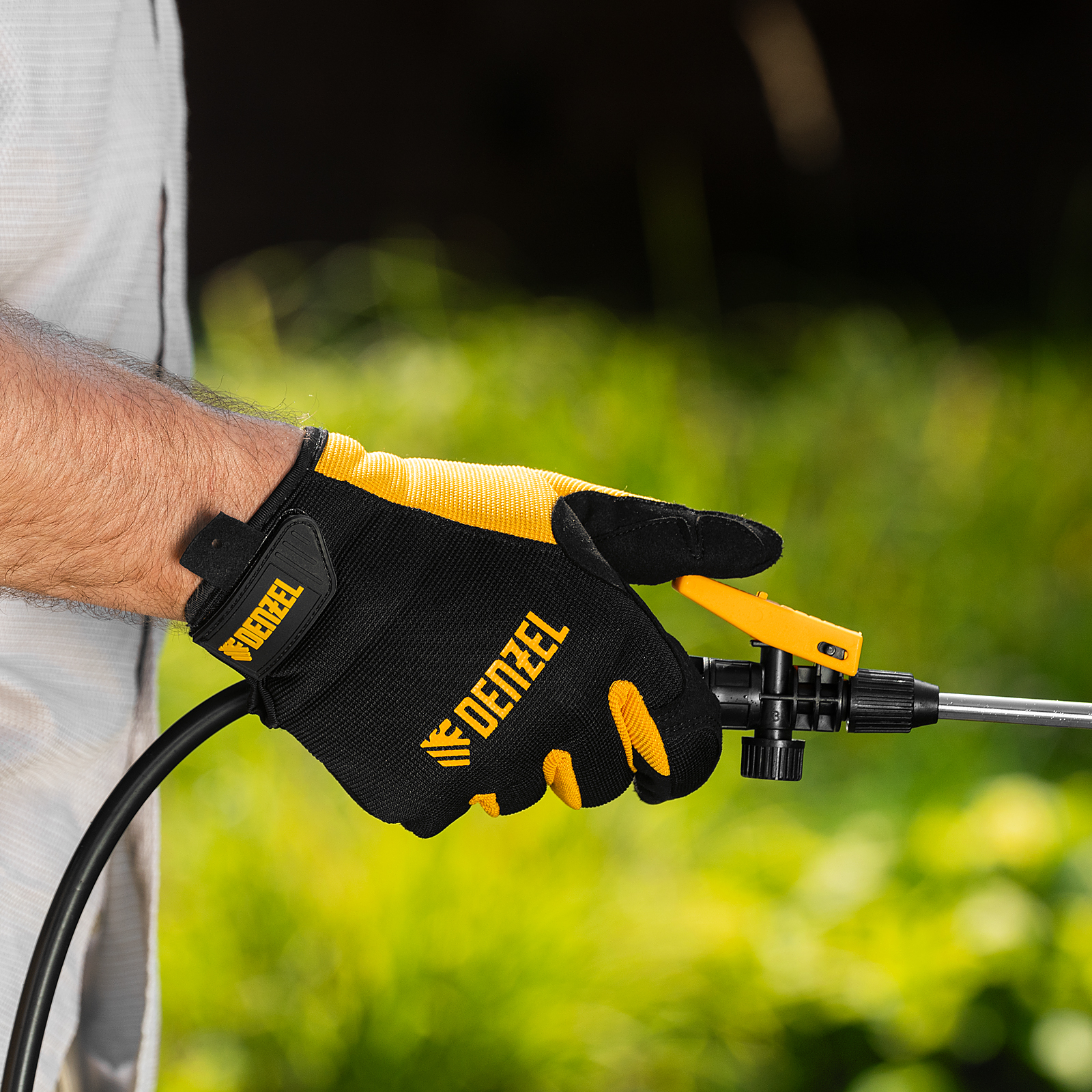 Опрыскиватель аккумуляторный D-8LI, 8 л, 12 В, 2 Ач Denzel