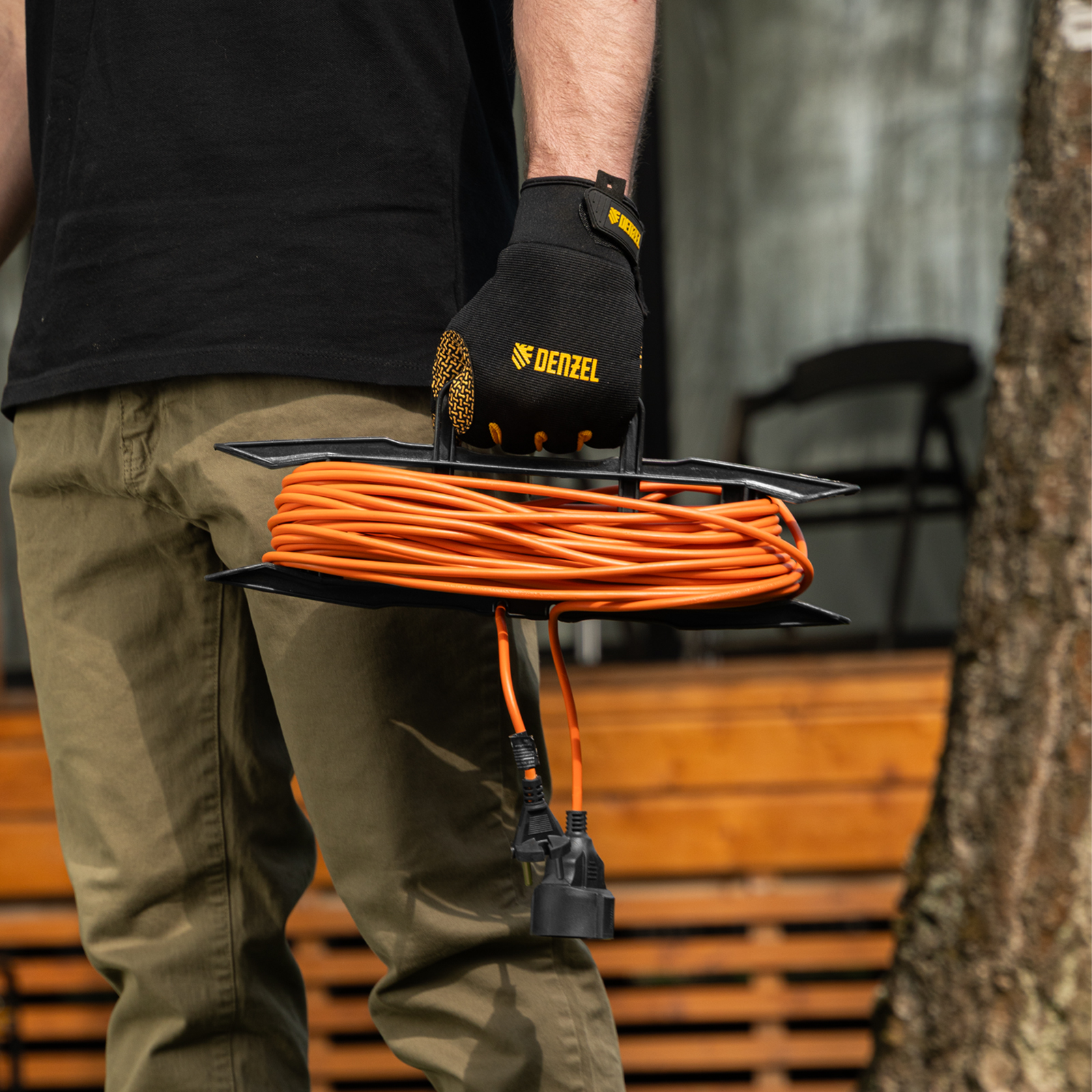 Удлинитель-шнур силовой Garden Series, б/з, ПВС, 20м, 1 розетка, 2 x 1 мм, Denzel