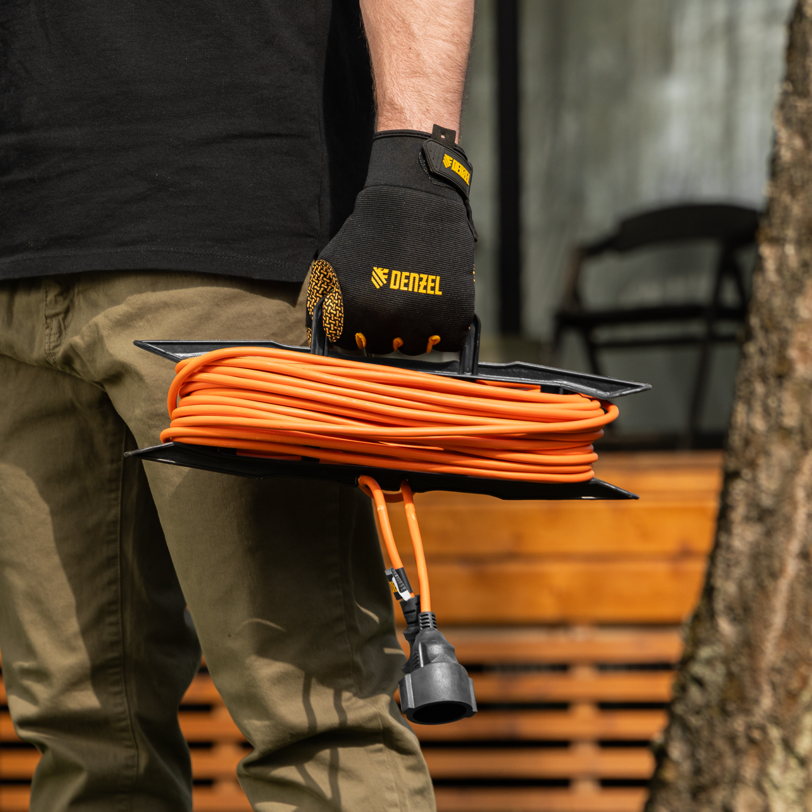 Удлинитель-шнур силовой Garden Series, б/з, ПВС, 20м, 1 розетка, 2 x 1,5 мм, Denzel