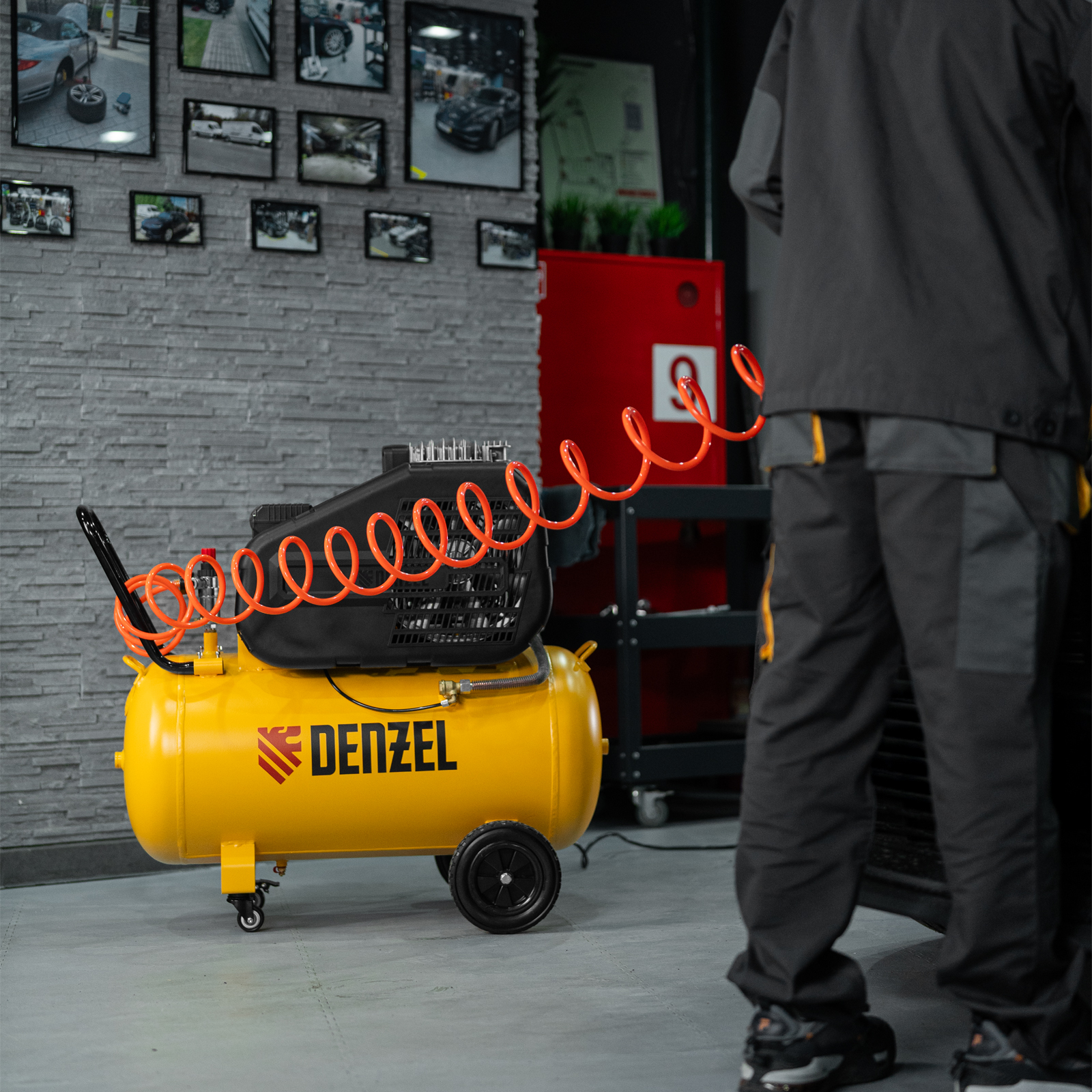 Компрессор воздушный рем. привод BCI 2200/100, 2,2 кВт, 100 литров, 420 л/мин Denzel