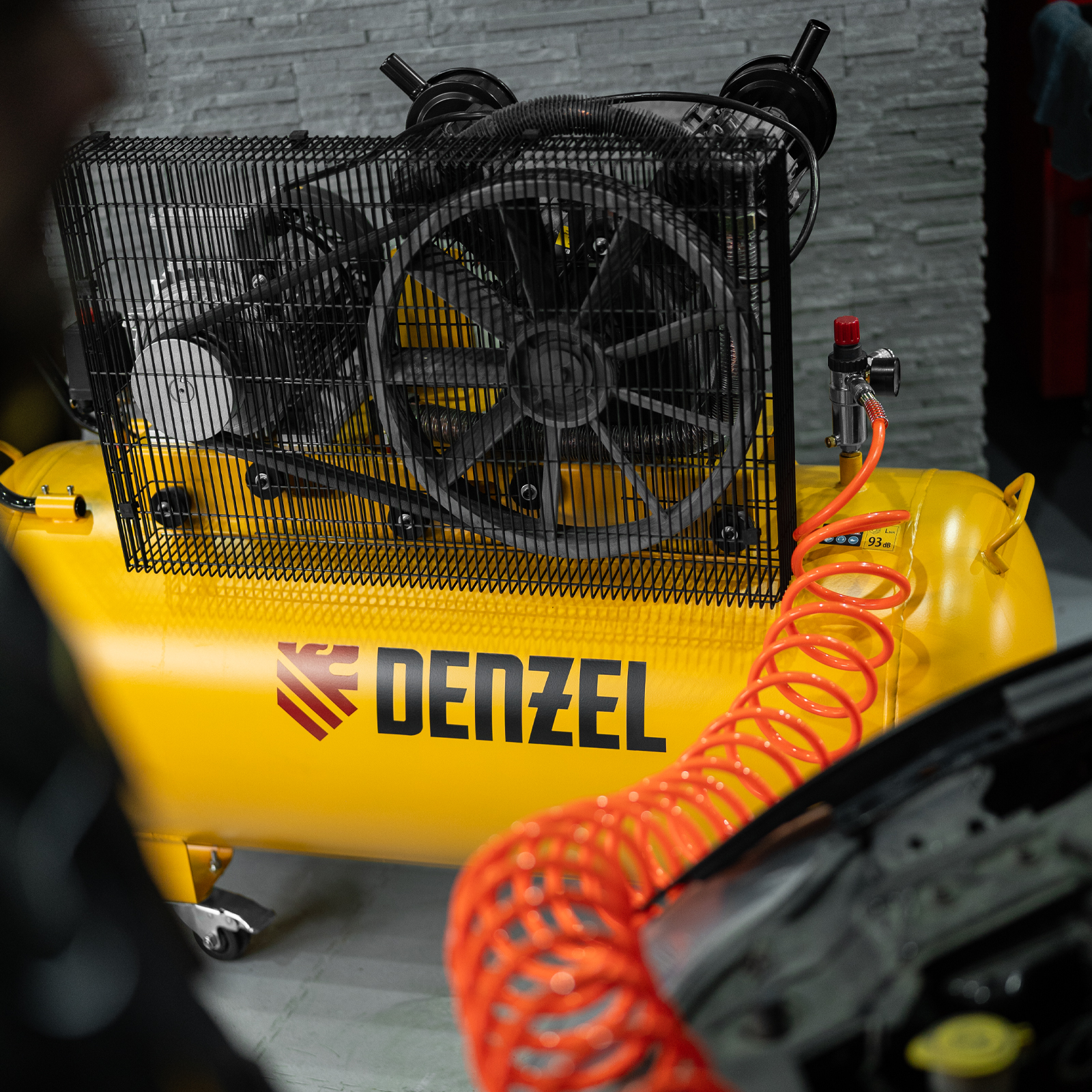 Компрессор воздушный рем. привод BCV 5500-T/270, 5,5 кВт, 270 литров, 850 л/мин Denzel