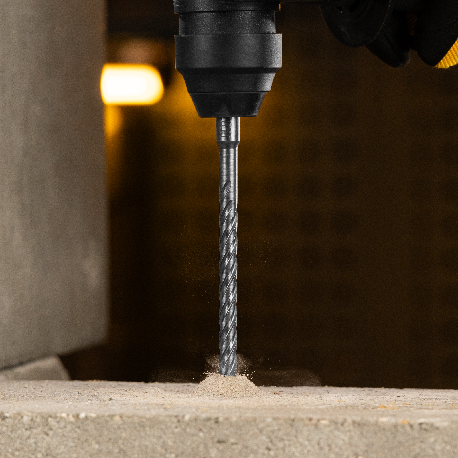 Бур по бетону, цельная крестовая пластина, 10x215 мм, SDS PLUS Denzel