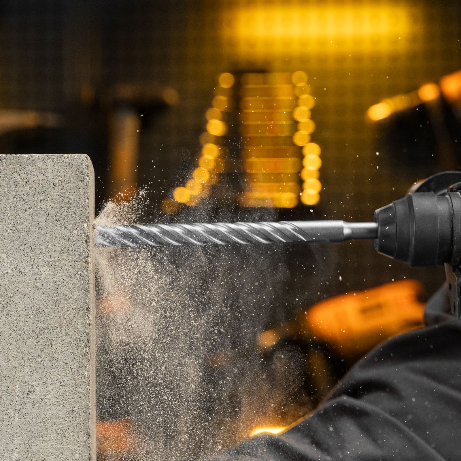 Бур по бетону, цельная крестовая пластина, 14x215 мм, SDS PLUS Denzel