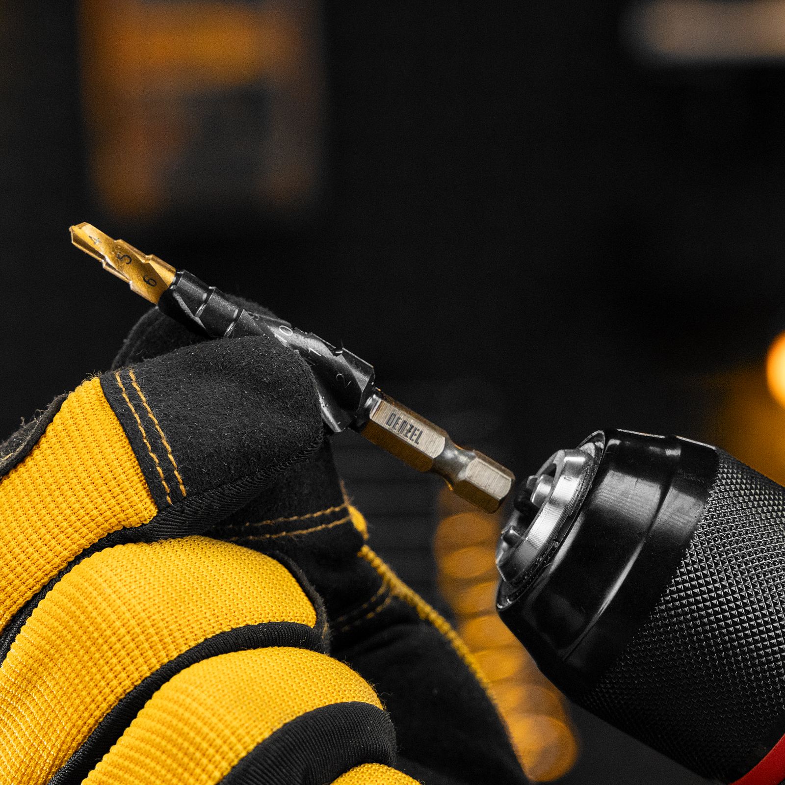 Сверло ступенчатое 4-5-6-7-8-9-10-11-12 мм, Р6М5, 6-гр. хвостовик Denzel