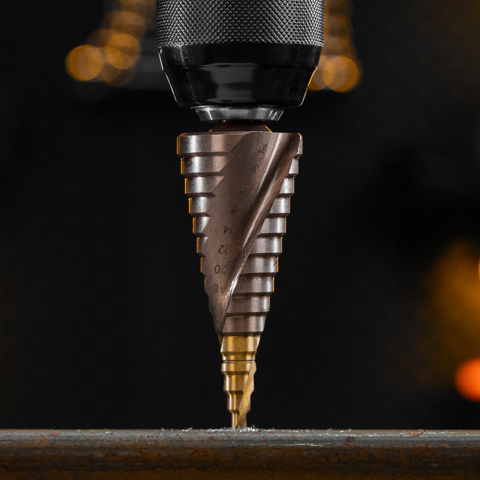 Сверло ступенчатое, 4-6-8-10-12-14-16-18-20-22-24-26-28-30-32 мм, Р6М5К5, 6-гр. хвостовик Denzel