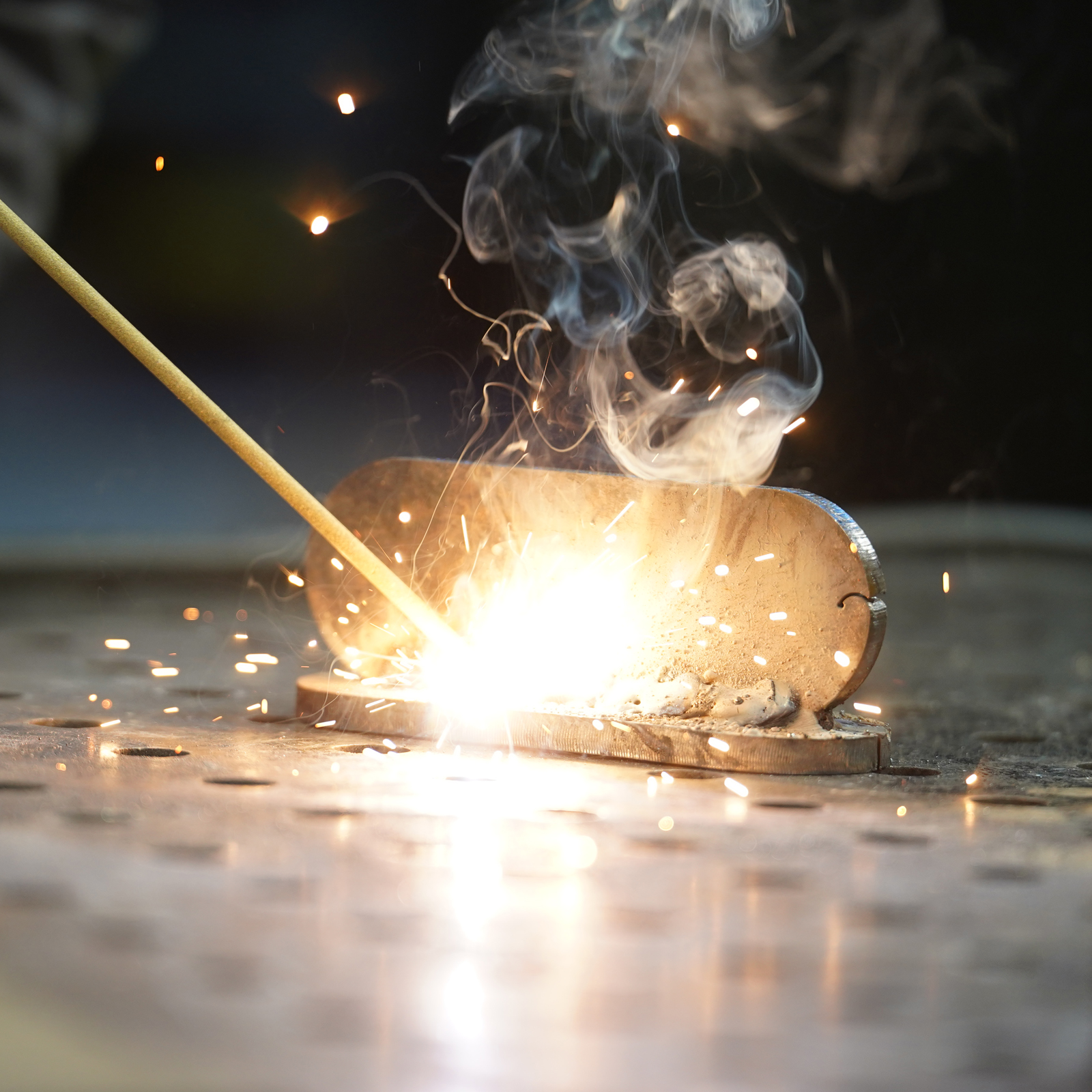 Электроды DER-46 Goldline, диам. 3 мм, 2,5 кг, рутил-целлюлозное покрытие Denzel