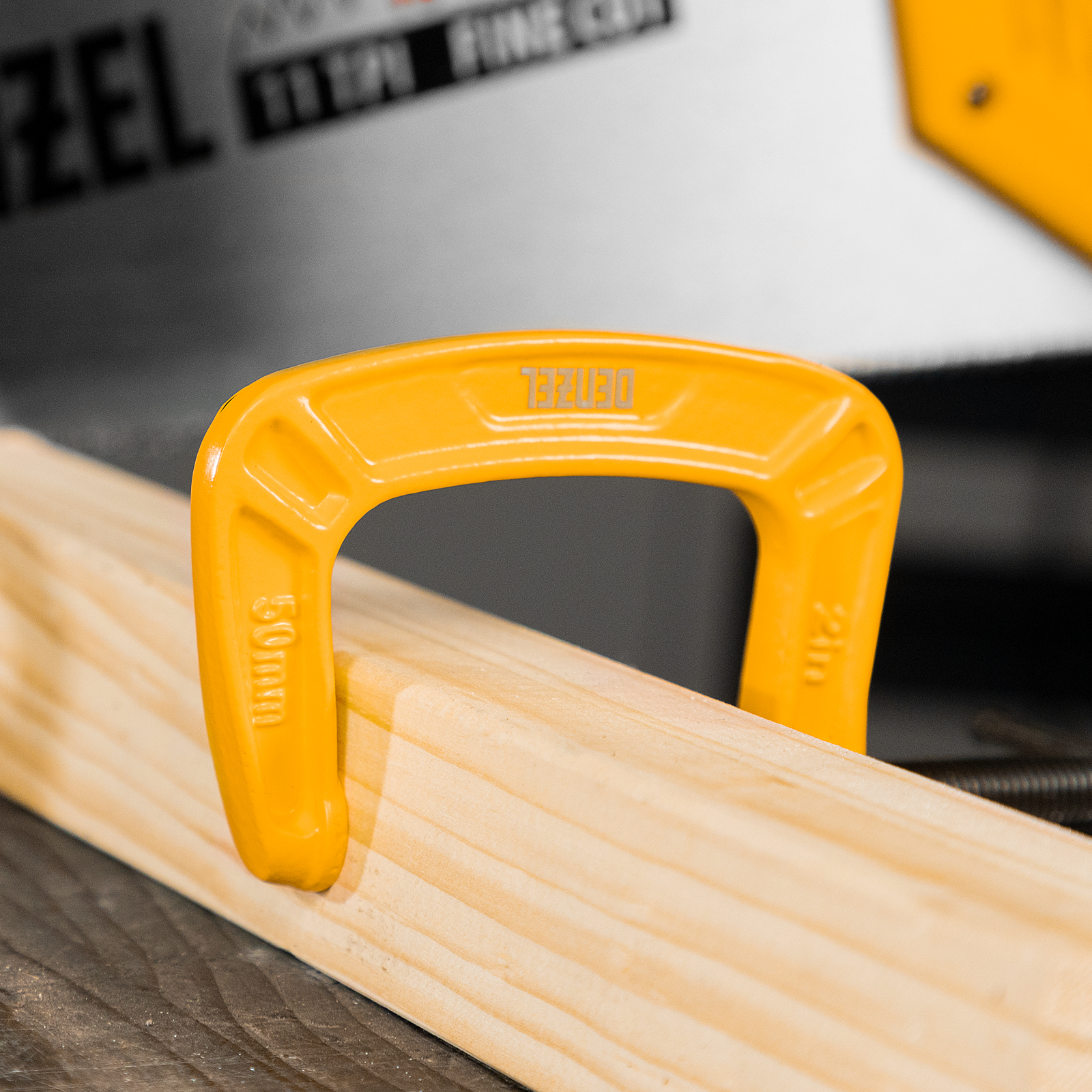 Струбцина G-образная, усиленная, 50 мм Denzel