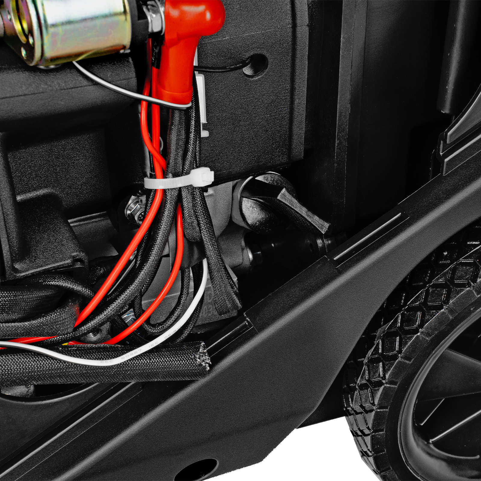 Генератор инверторный GS-4500iSE, 4,5 кВт, 230 В, закрытый корпус, электростартер DENZEL