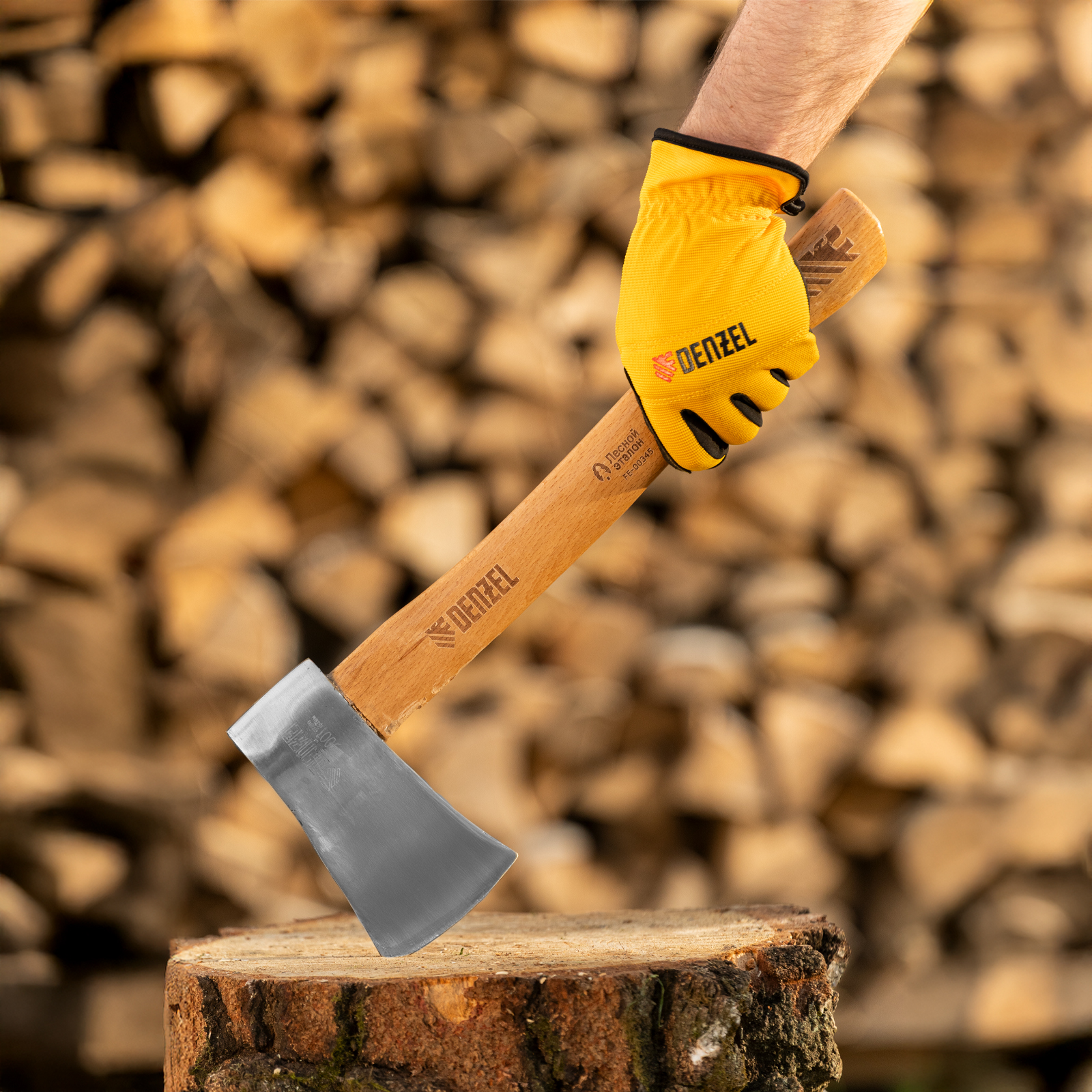 Топор кованый, 900 г, американский тип, буковая рукоятка, 430мм, EFP Denzel