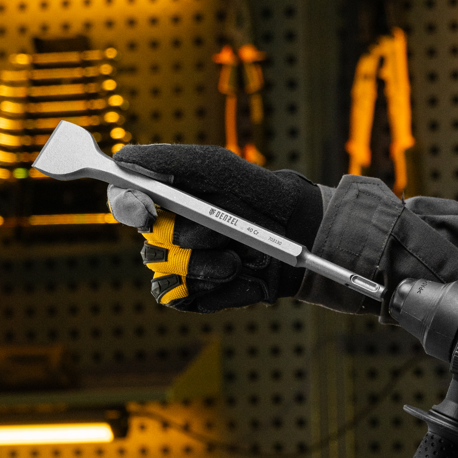 Зубило, 14 х 40 х 250 мм, 40Cr, SDS PLUS Denzel