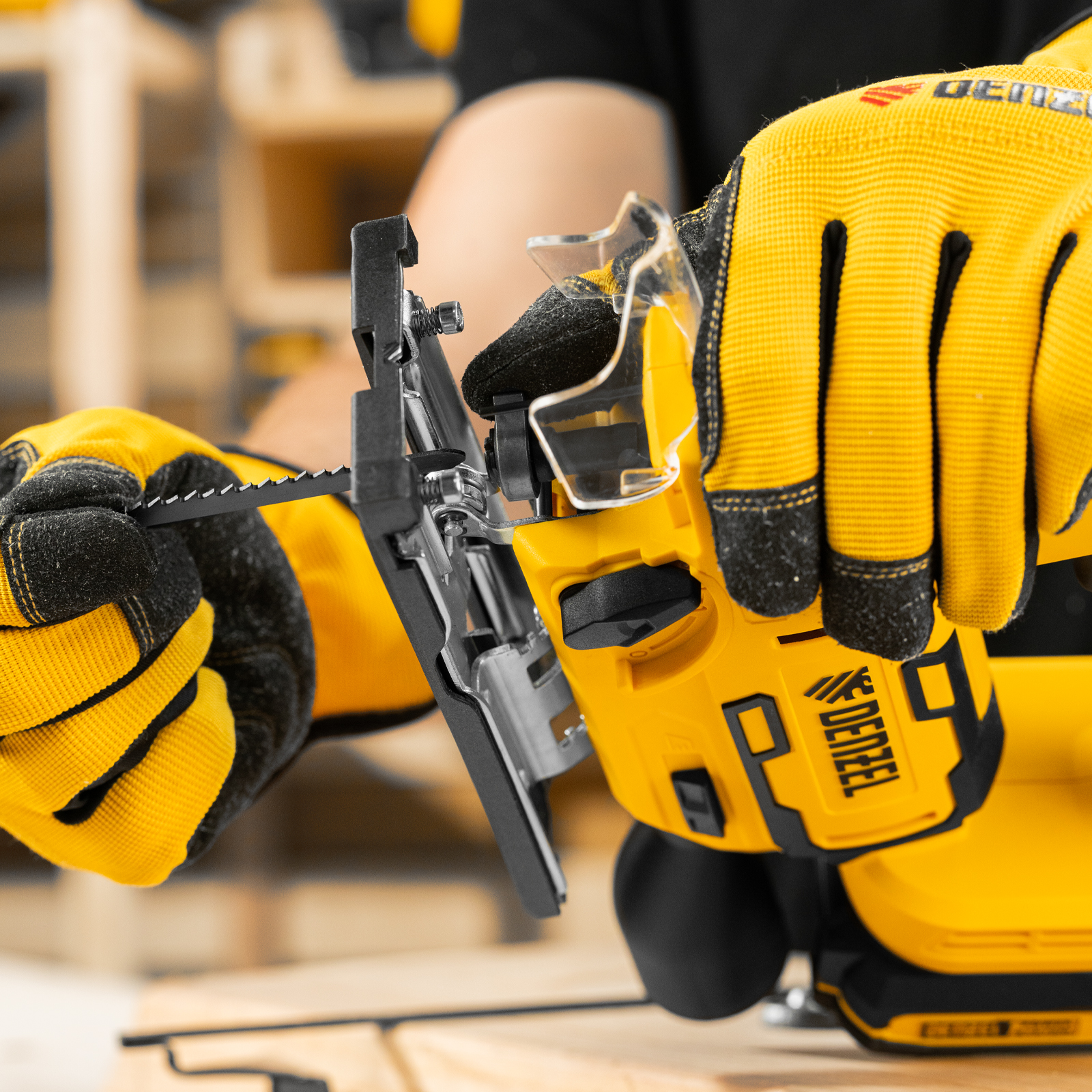 Лобзик аккумуляторный CJH-20-80, Li-Ion, 20 В// Denzel