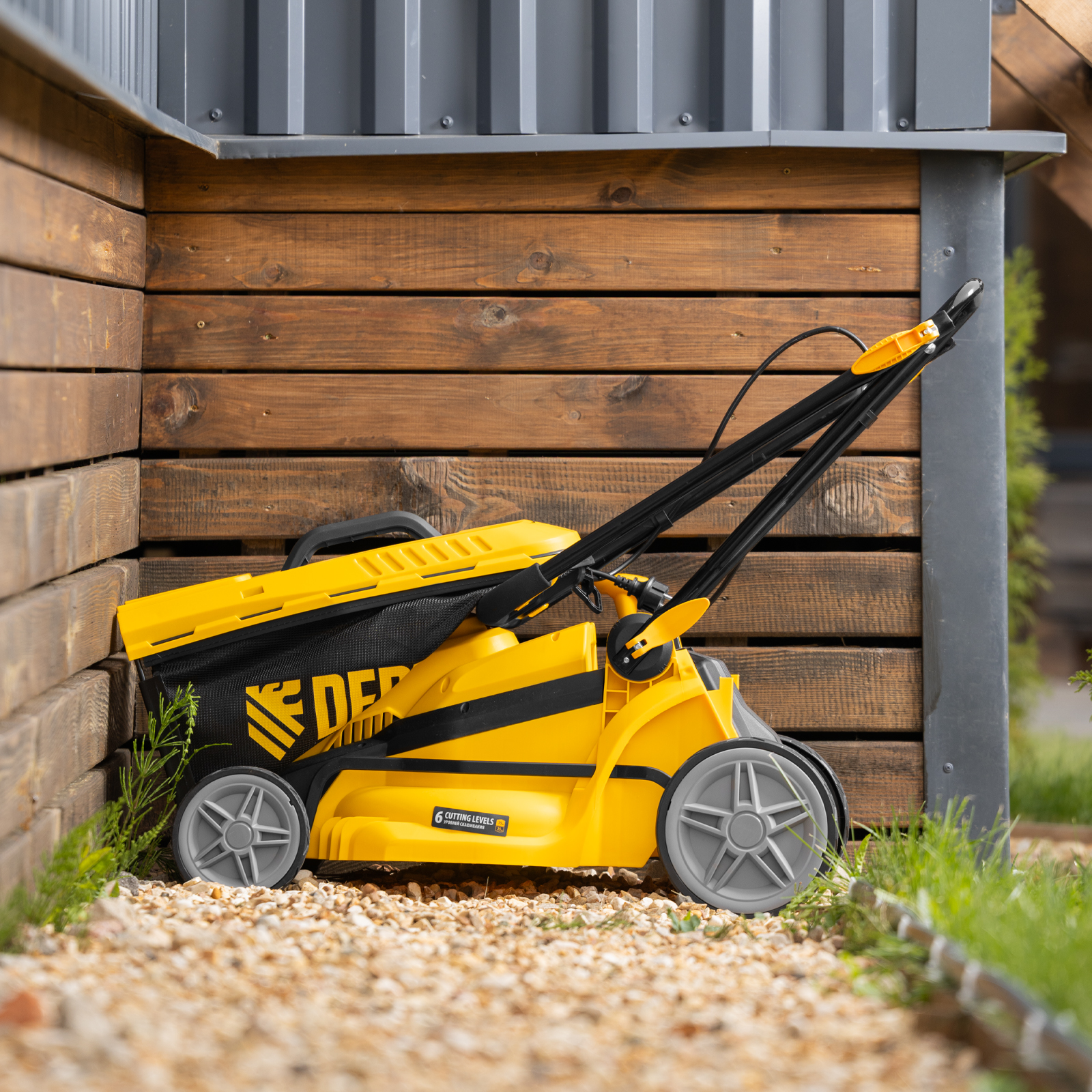 Газонокосилка электрическая GMC-1800, шир. 38см, 1800 Вт, 6 уров., травосб. 35 л Denzel